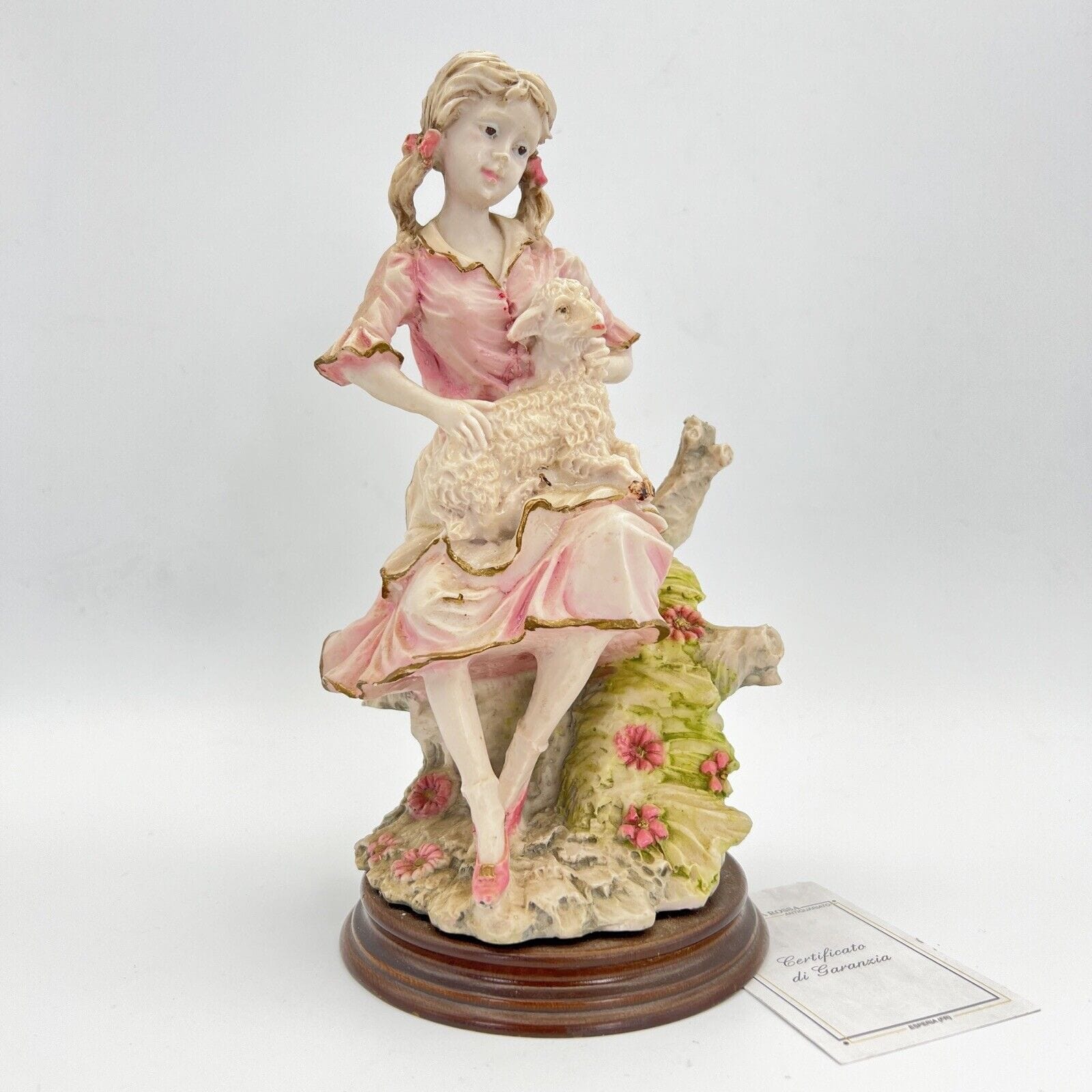 Scultura Statuina vintage di Ragazza Fanciulla con Agnello base in legno anni 70 Categoria  Statuine