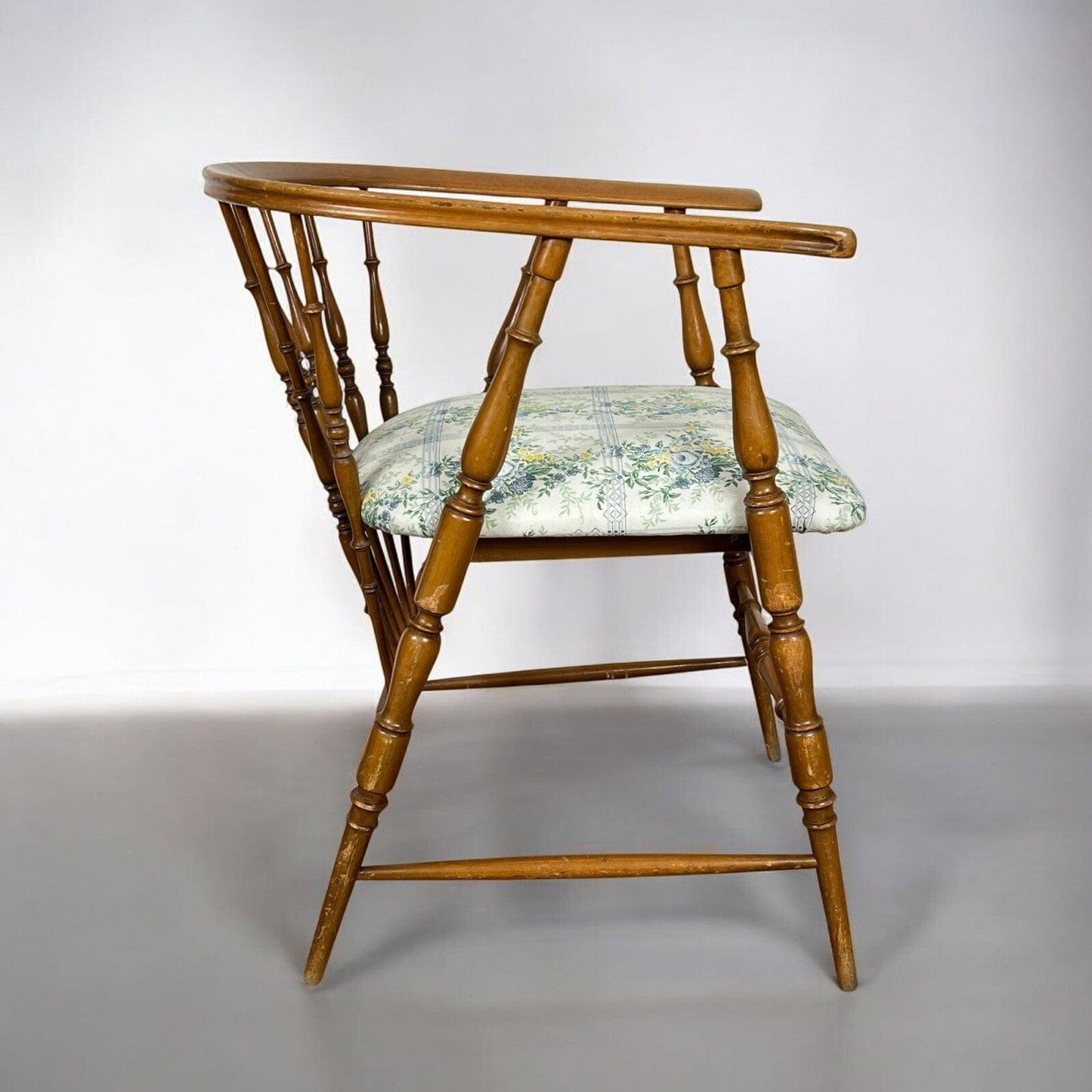 Sedia in stile Vecchia Old america shabby Country Chic Vintage con braccioli Categoria  Sedie