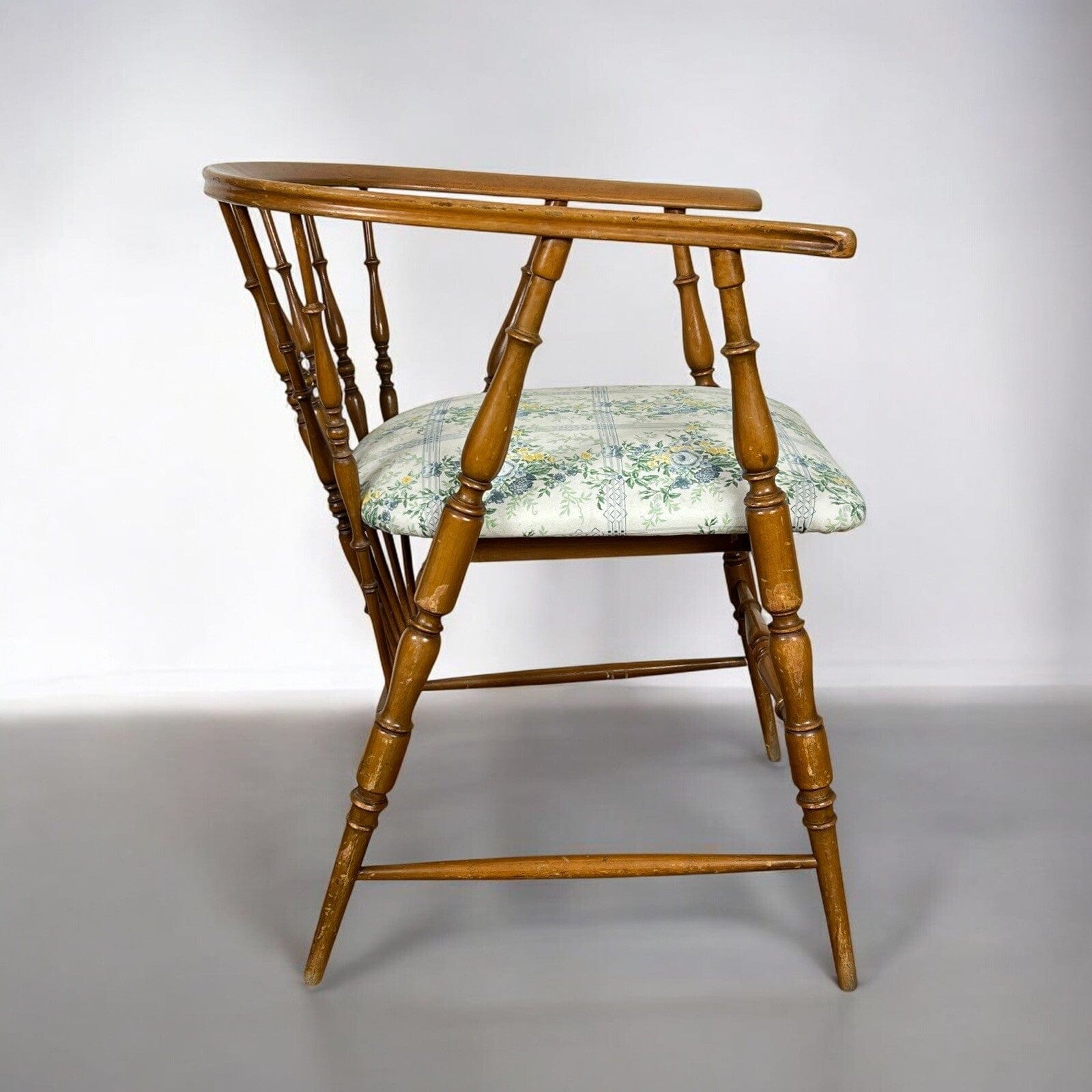 Sedia in stile Vecchia Old america shabby Country Chic Vintage con braccioli Categoria  Sedie
