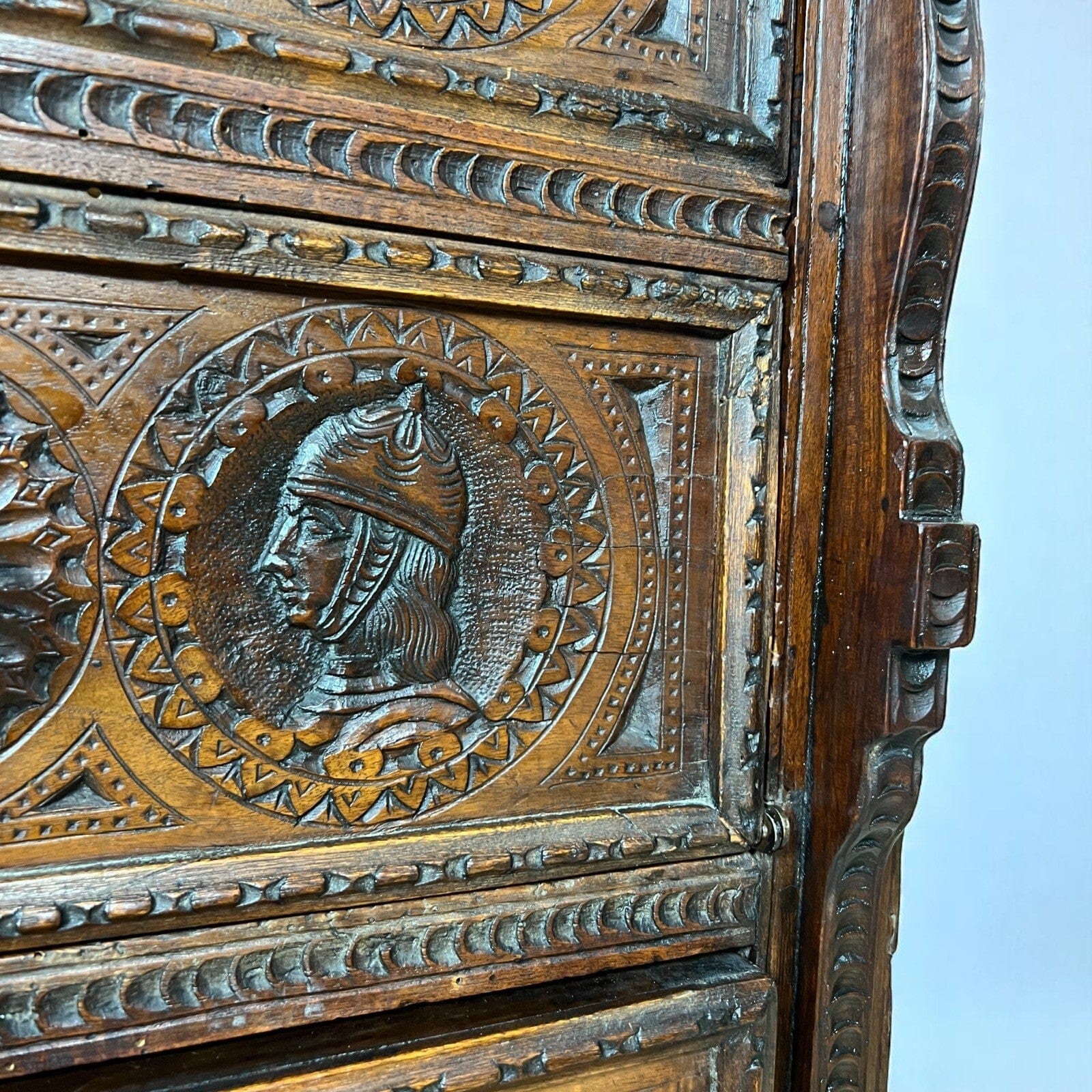 Servante Credenza Antica Madia Piemontese epoca 800 Mobile intagliato Categoria  Servante - Servantini