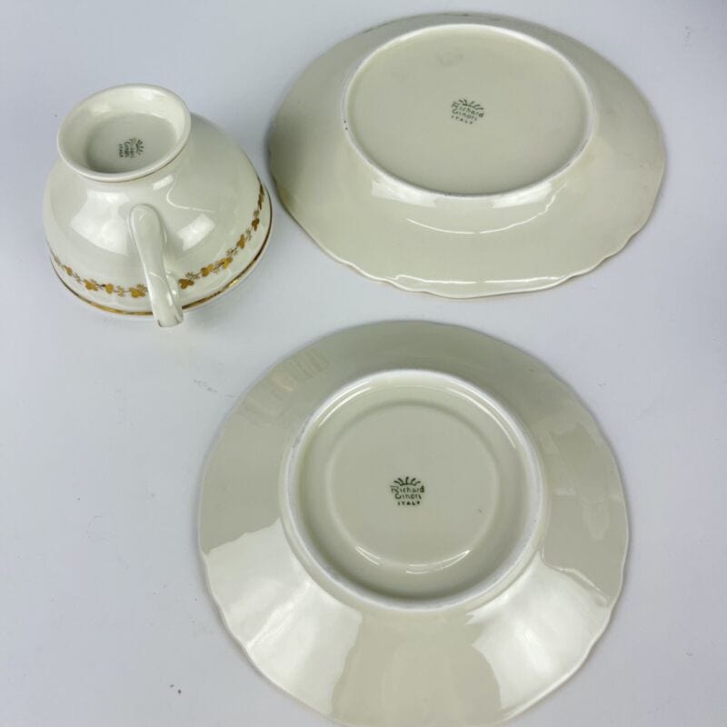 Servizio antico da the te set per 6 tazze in porcellana Vecchio Richard Ginori Categoria  Servizio tazze - Tazze