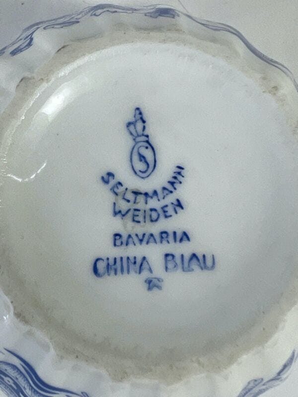 Servizio da caffe antico bavaria in porcellana tazzine per 2 con vassoio celeste Categoria  Ceramiche e Porcellane