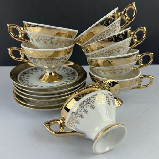 Servizio da caffe antico in porcellana Bavaria anni 40 tazze tazzine oro 13 pz Categoria  Servizio tazze - Tazze