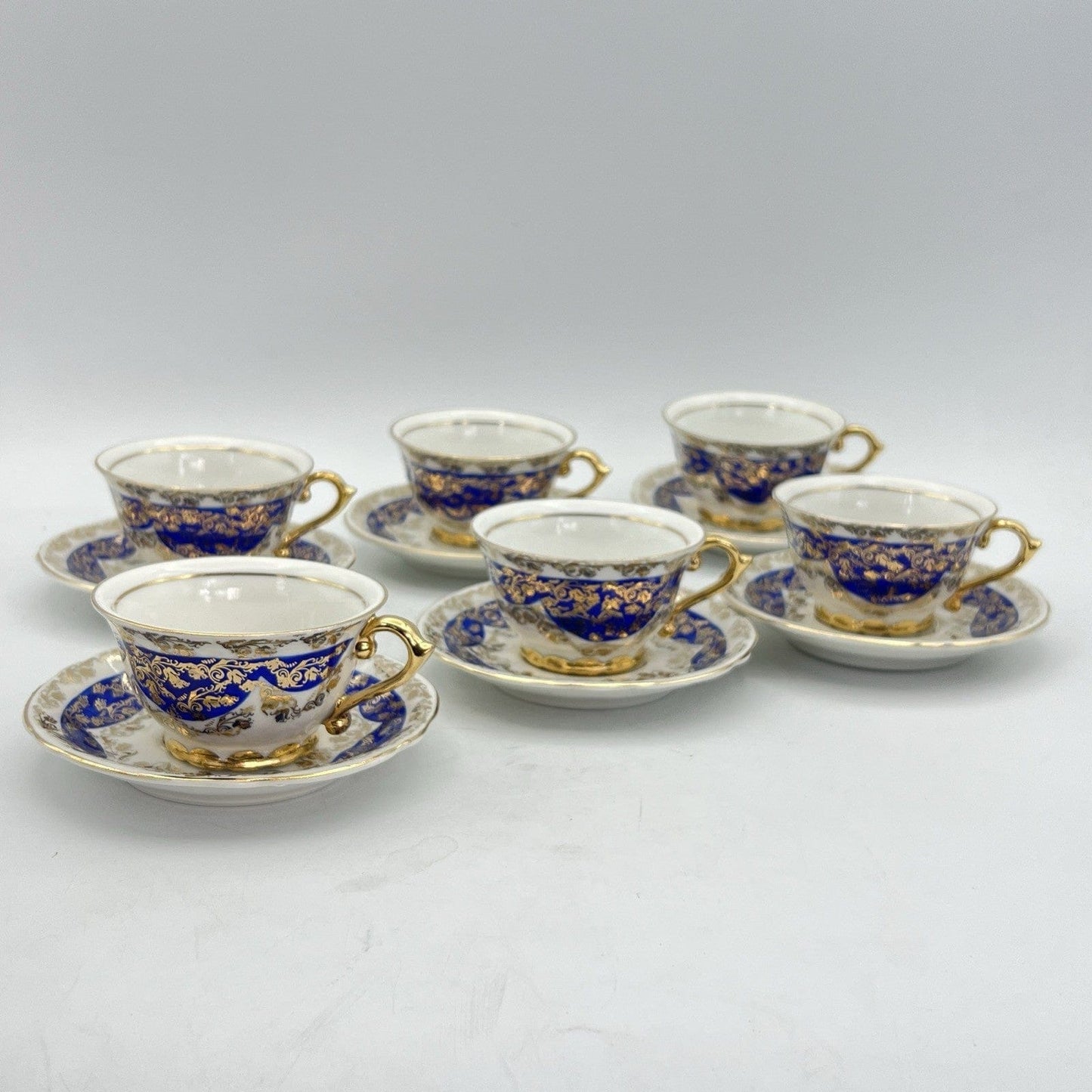 Servizio da caffe antico in porcellana Bavaria anni 40 tazze tazzine oro 15 pz Categoria  Servizio tazze - Tazze