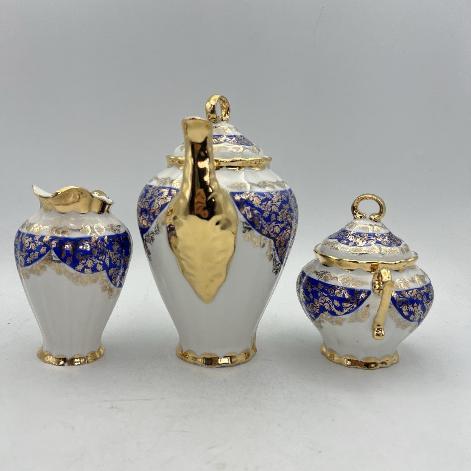 Servizio da caffe antico in porcellana Bavaria anni 40 tazze tazzine oro 15 pz Categoria  Servizio tazze - Tazze