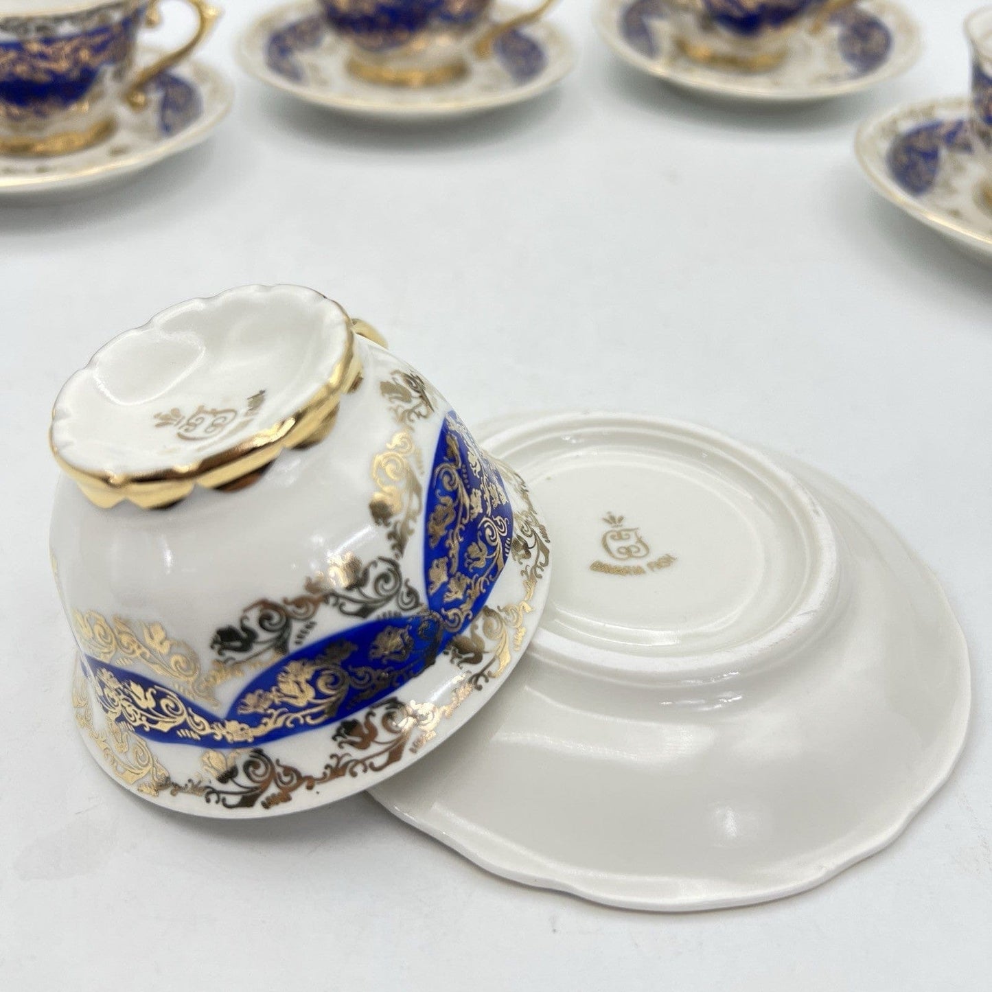 Servizio da caffe antico in porcellana Bavaria anni 40 tazze tazzine oro 15 pz Categoria  Servizio tazze - Tazze