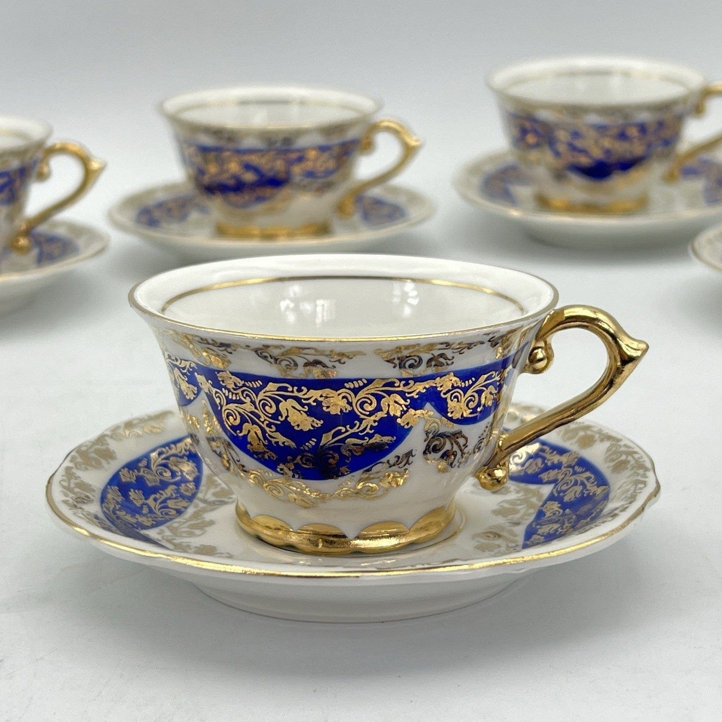 Servizio da caffe antico in porcellana Bavaria anni 40 tazze tazzine oro 15 pz Categoria  Servizio tazze - Tazze