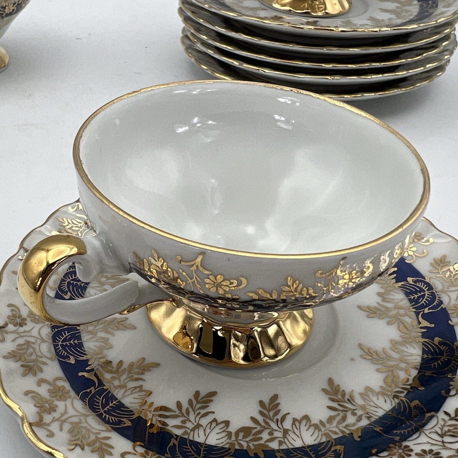 Servizio da caffe antico in porcellana Bavaria anni 40 tazze tazzine oro 15 pz Categoria  Servizio tazze - Tazze