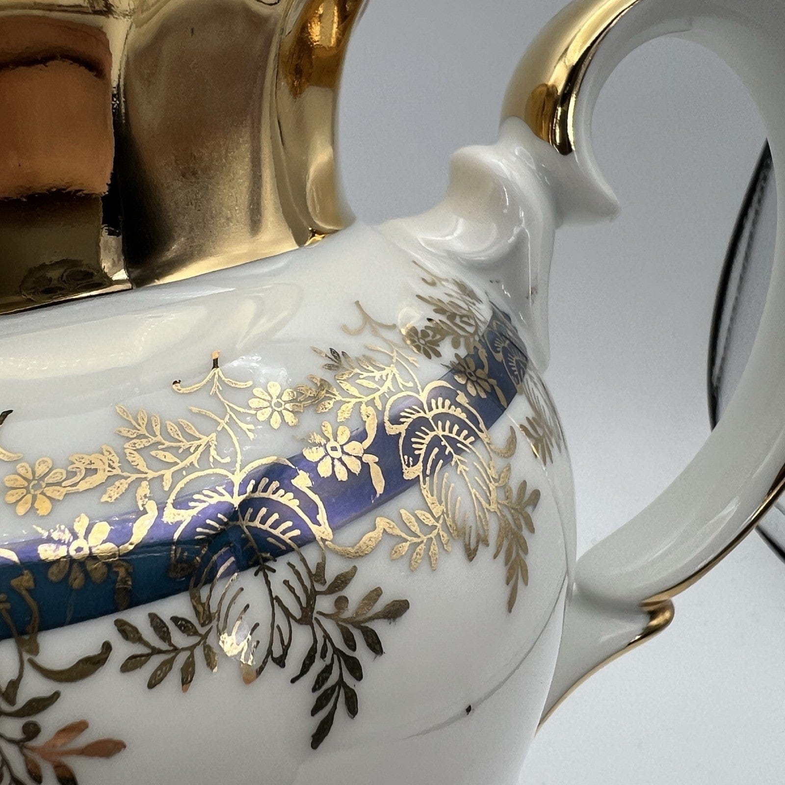 Servizio da caffe antico in porcellana Bavaria anni 40 tazze tazzine oro 15 pz Categoria  Servizio tazze - Tazze