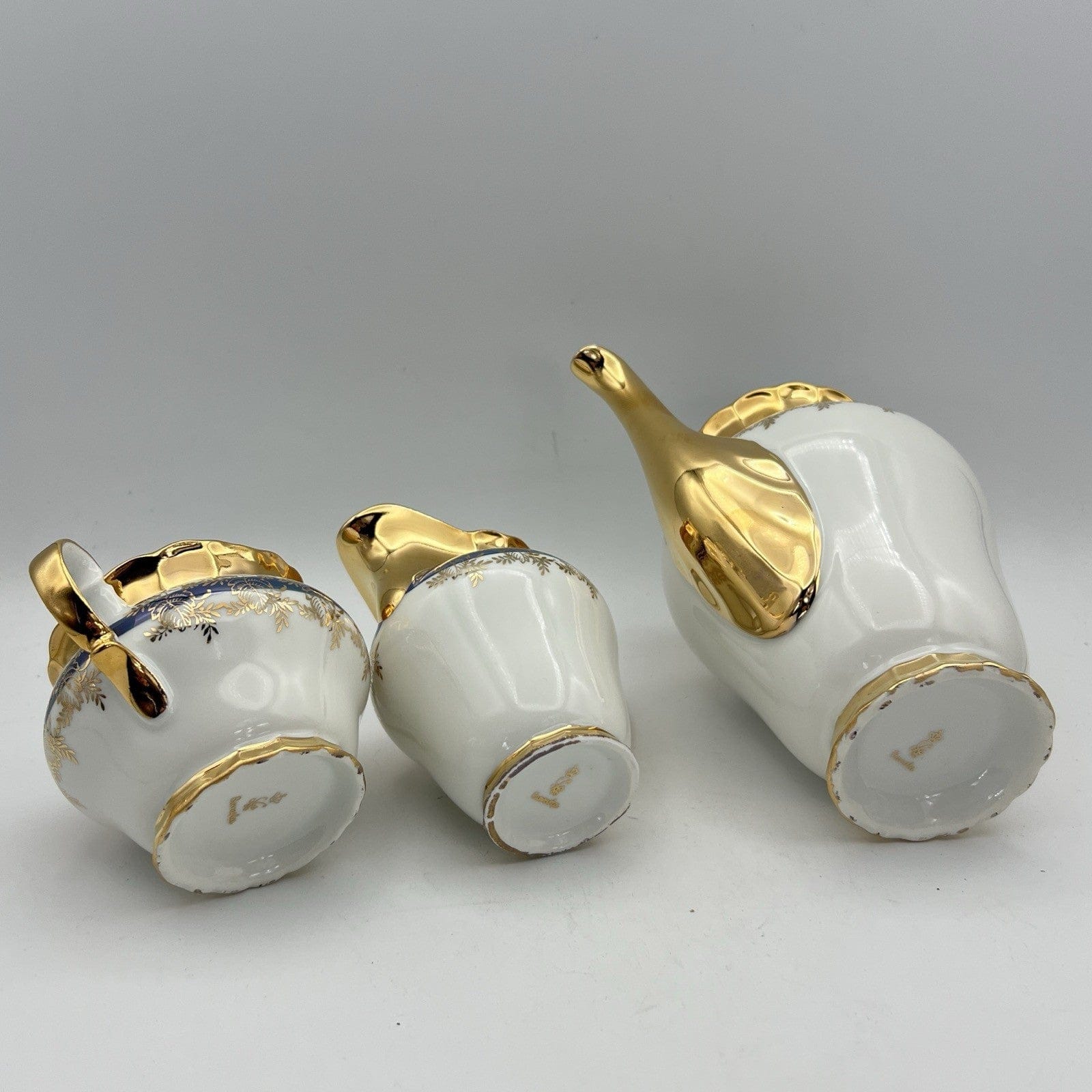 Servizio da caffe antico in porcellana Bavaria anni 40 tazze tazzine oro 15 pz Categoria  Servizio tazze - Tazze