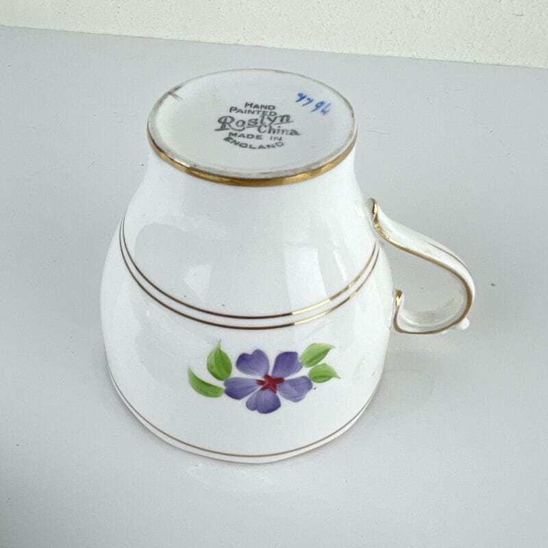 Servizio da tè the antico in porcellana Inglese set tazze piattini a fiori oro Categoria  Ceramiche e Porcellane