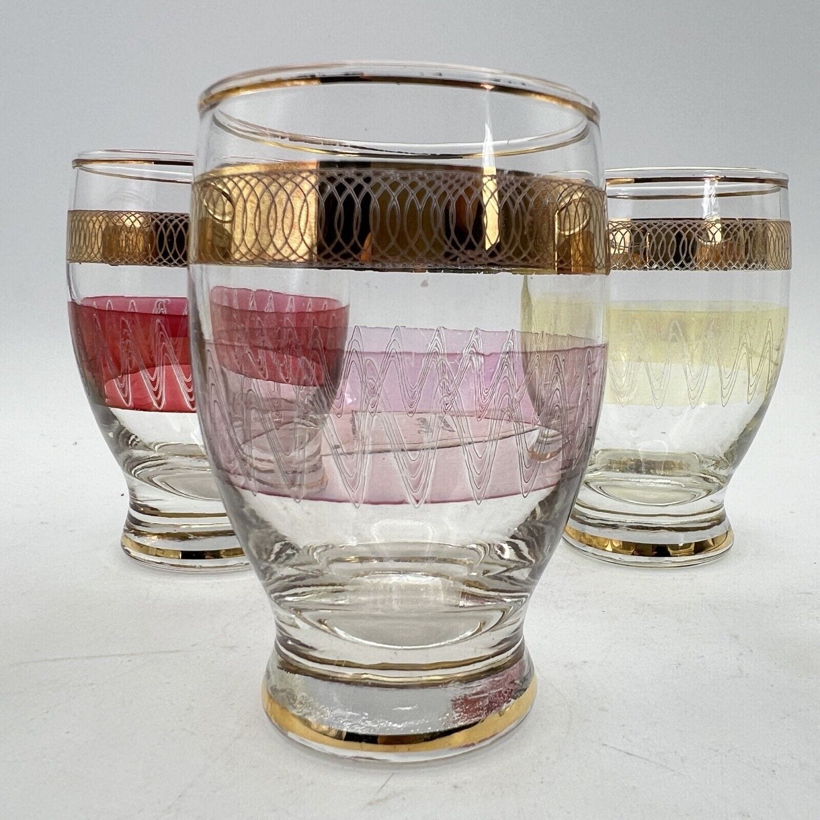 Servizio di bicchierini vintage in vetro da per liquore anni 50 set bicchieri Categoria  Vetri e Cristalli
