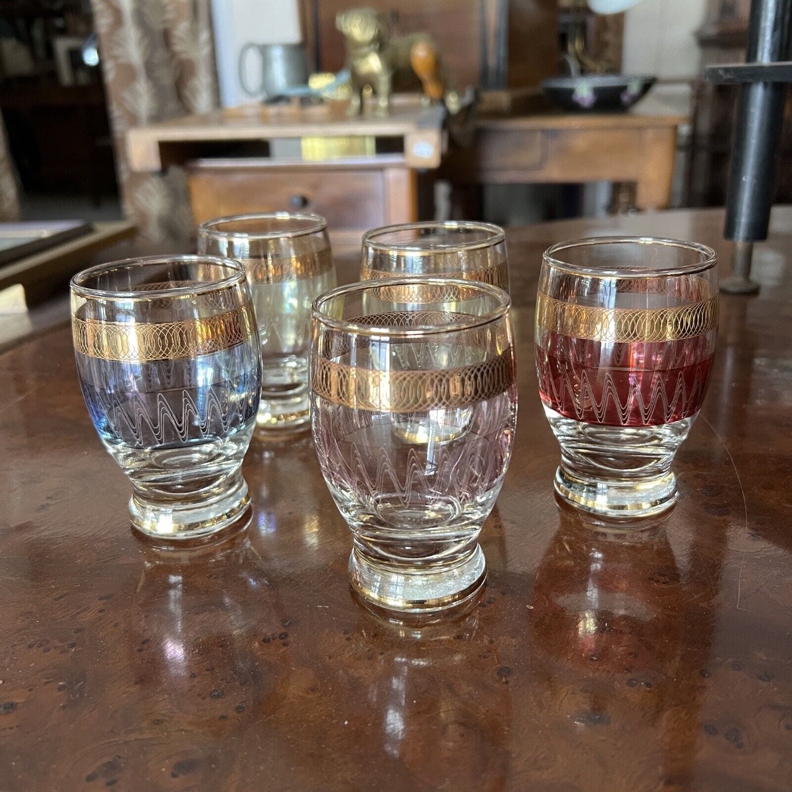 Servizio di bicchierini vintage in vetro da per liquore anni 50 set bicchieri Categoria  Vetri e Cristalli