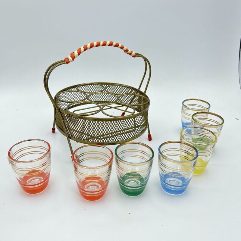 Servizio di bicchierini vintage in vetro da per liquore anni 50 set bicchieri Categoria  Vetri e Cristalli