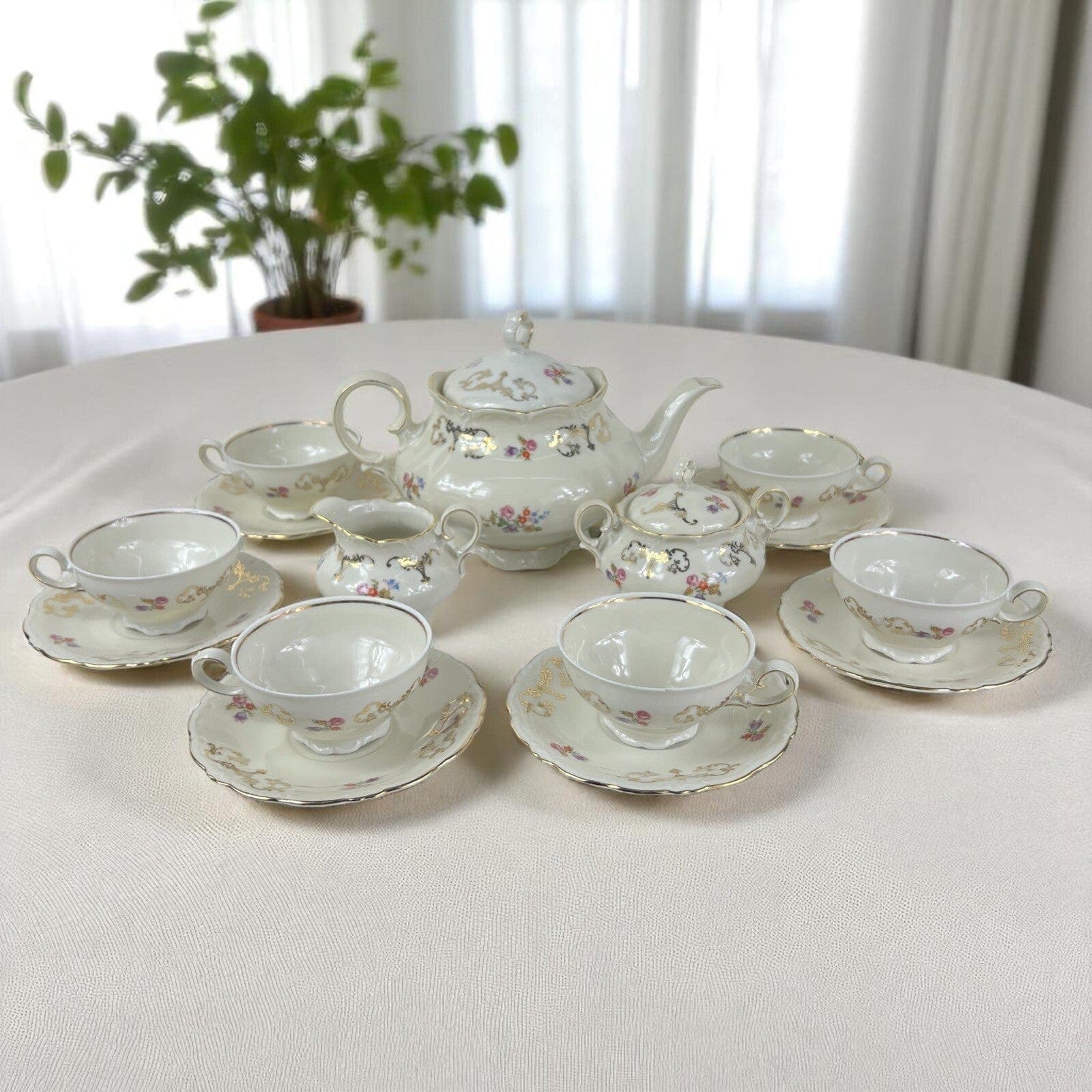Servizio set da tè the antico in porcellana bianca vintage bavaria motivo fiori Categoria  Servizio tazze - Tazze