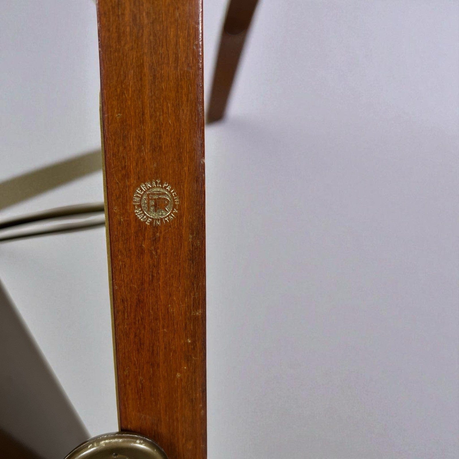 Servomuto vintage in legno Fratelli Reguitti per stira pantaloni anni 70 retrò Categoria  Attrezzi e Strumenti