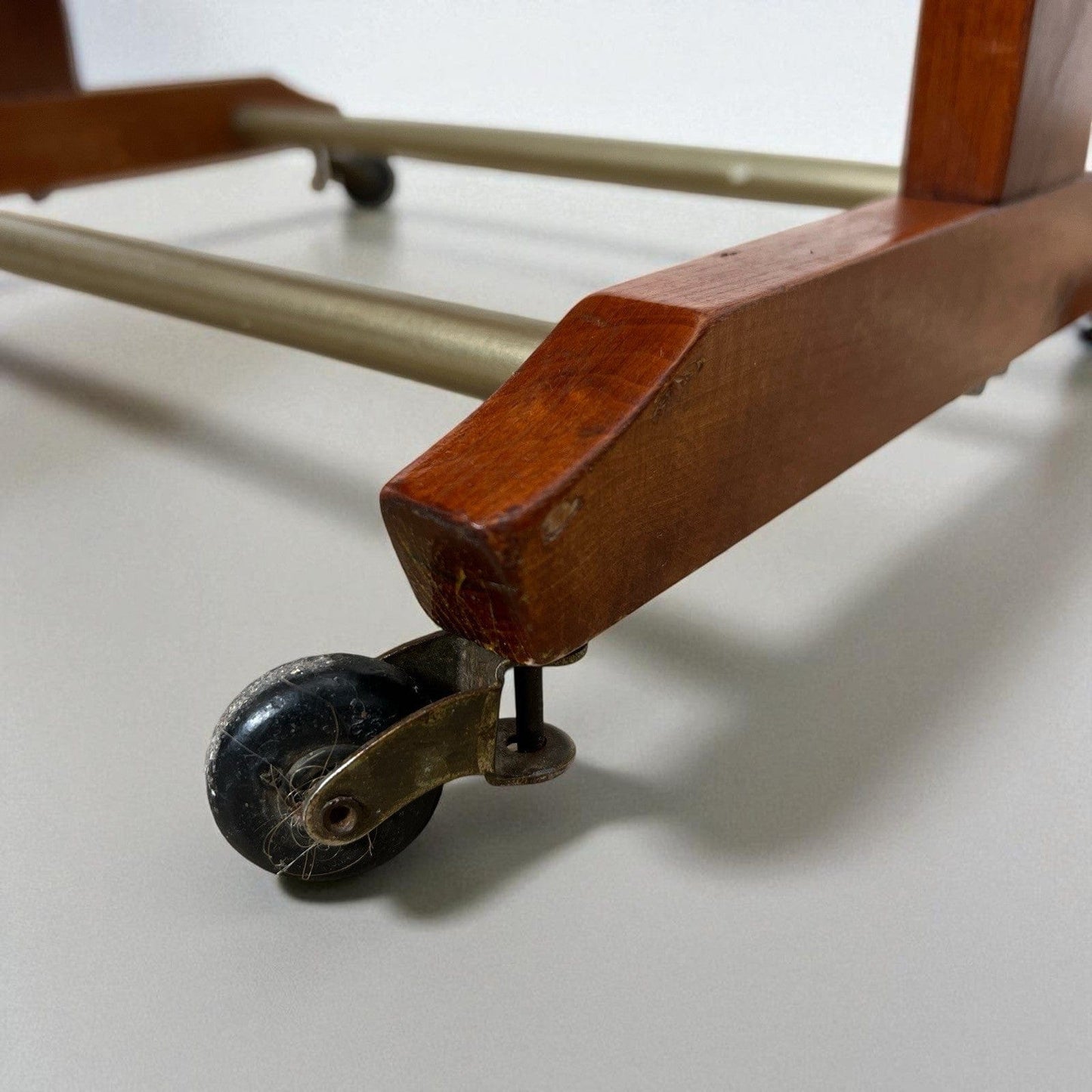 Servomuto vintage in legno Fratelli Reguitti per stira pantaloni anni 70 retrò Categoria  Attrezzi e Strumenti