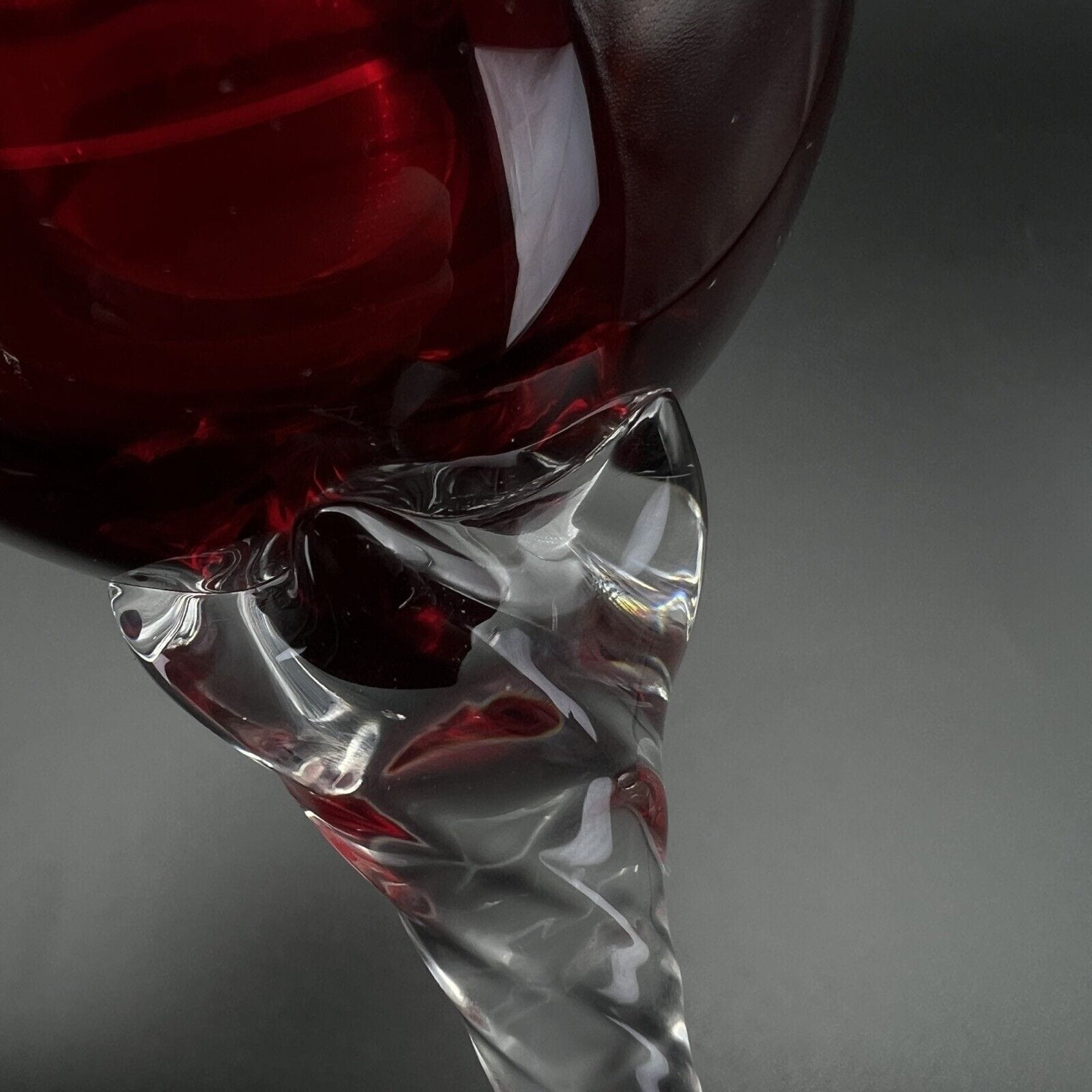 Set Bicchieri vintage in vetro da Vino per aperitivo a calice Anni 70 Rosso Oro Categoria  Vetri e Cristalli