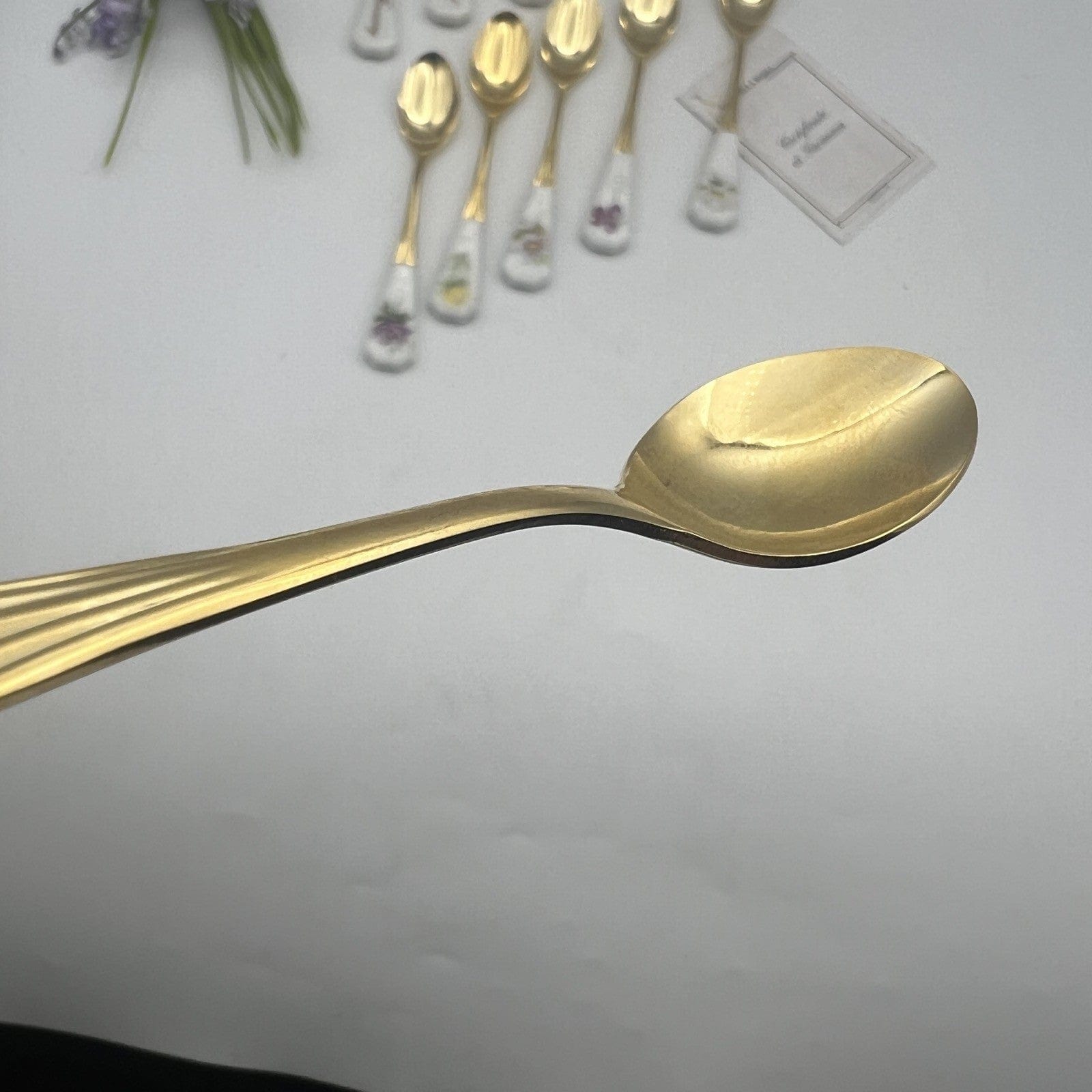 Set di Cucchiaini collezioni dei mesi da tè The o caffè per tazze Queen's Royal Categoria  Servizio tazze - Tazze