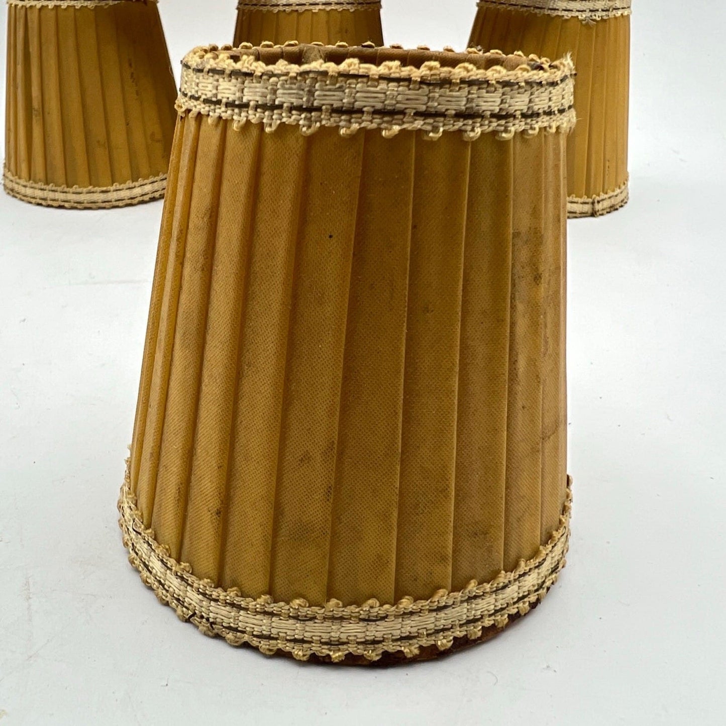 Set di Paralumi in tessuto ocra vintage paralume a clip antico per applique lume Categoria  Lampade Appliques