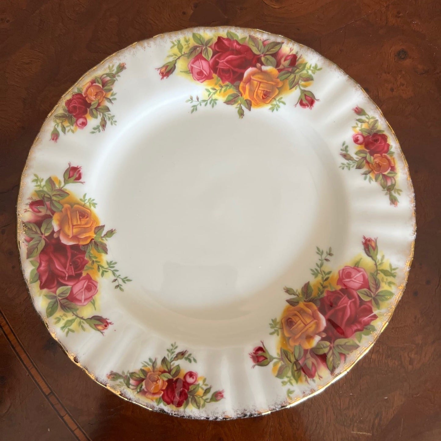 Set Servizio di 10 Piatti 18 cm in Porcellana Royal Albert Old Country Roses Categoria  Piatti e Piattini
