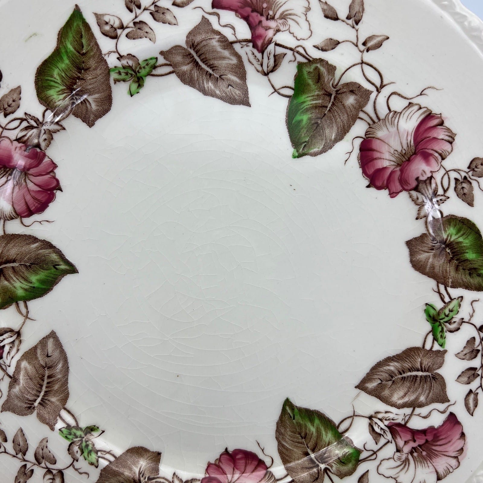 Set servizio di 4 piatti piani antichi in ceramica Inglese con rose 1940 -60 Categoria  Piatti e Piattini