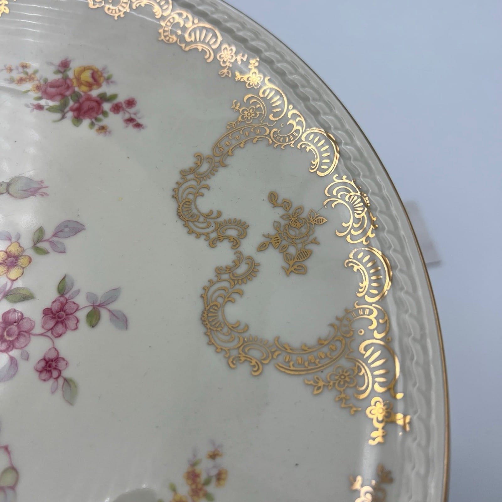 Set servizio di piatti antichi in porcellana Bavaria bianca piattini con fiori Categoria  Piatti e Piattini