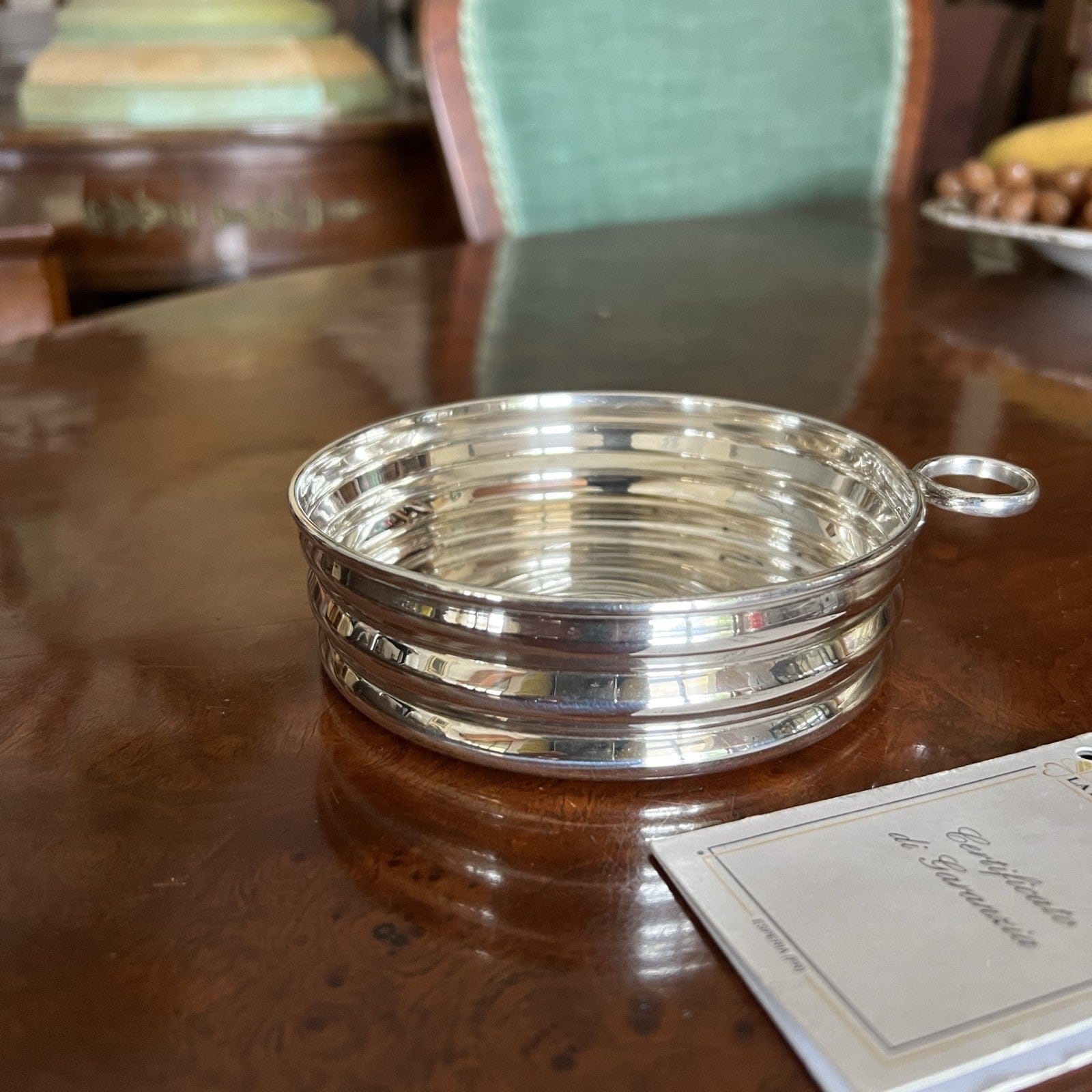 Sottobottiglia da tavola in argento sheffield silver plated con porta tappo Categoria  Sheffield & Argento