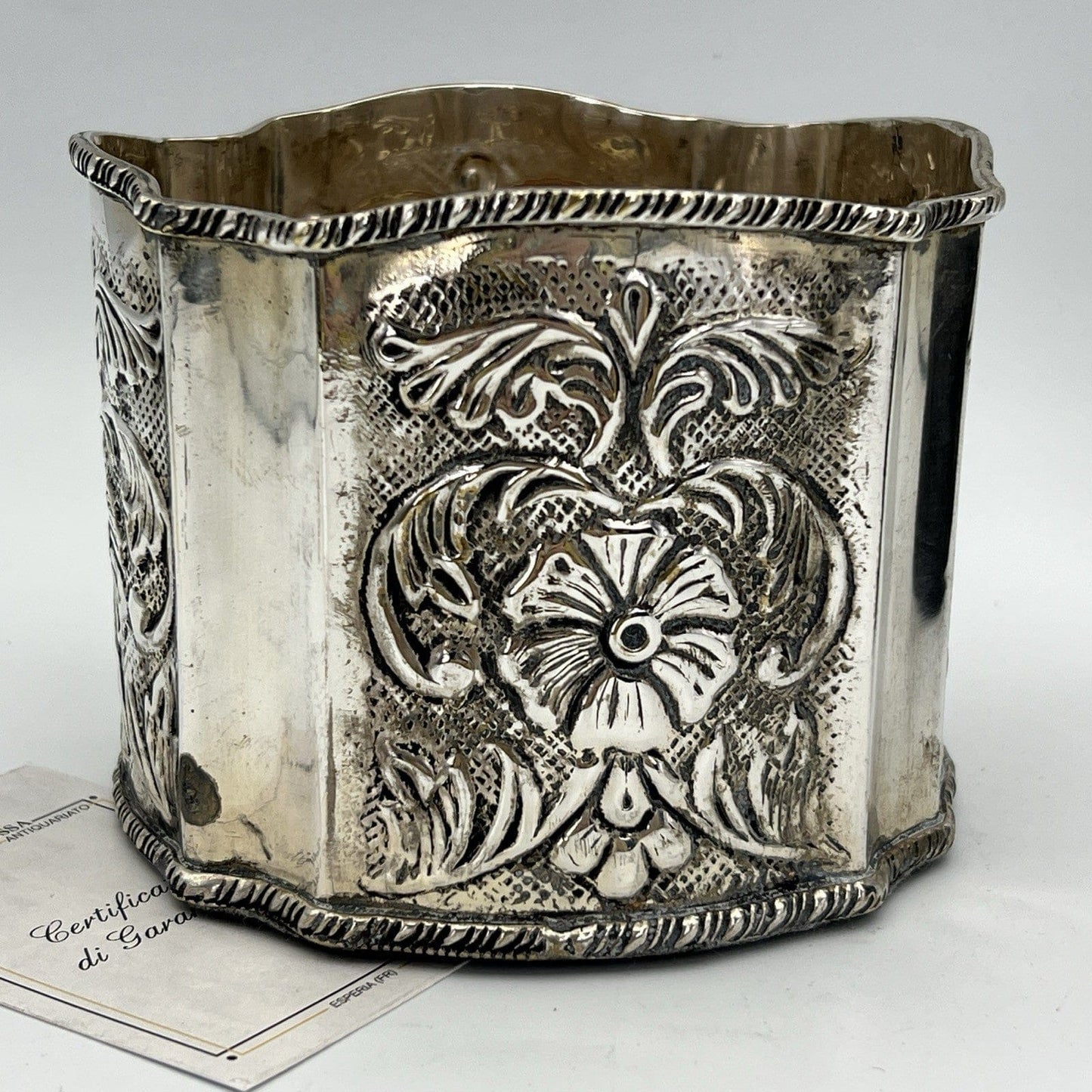 Sottobottiglia da tavola in argento sheffield silver plated vintage stile 800 Categoria  Sheffield & Argento