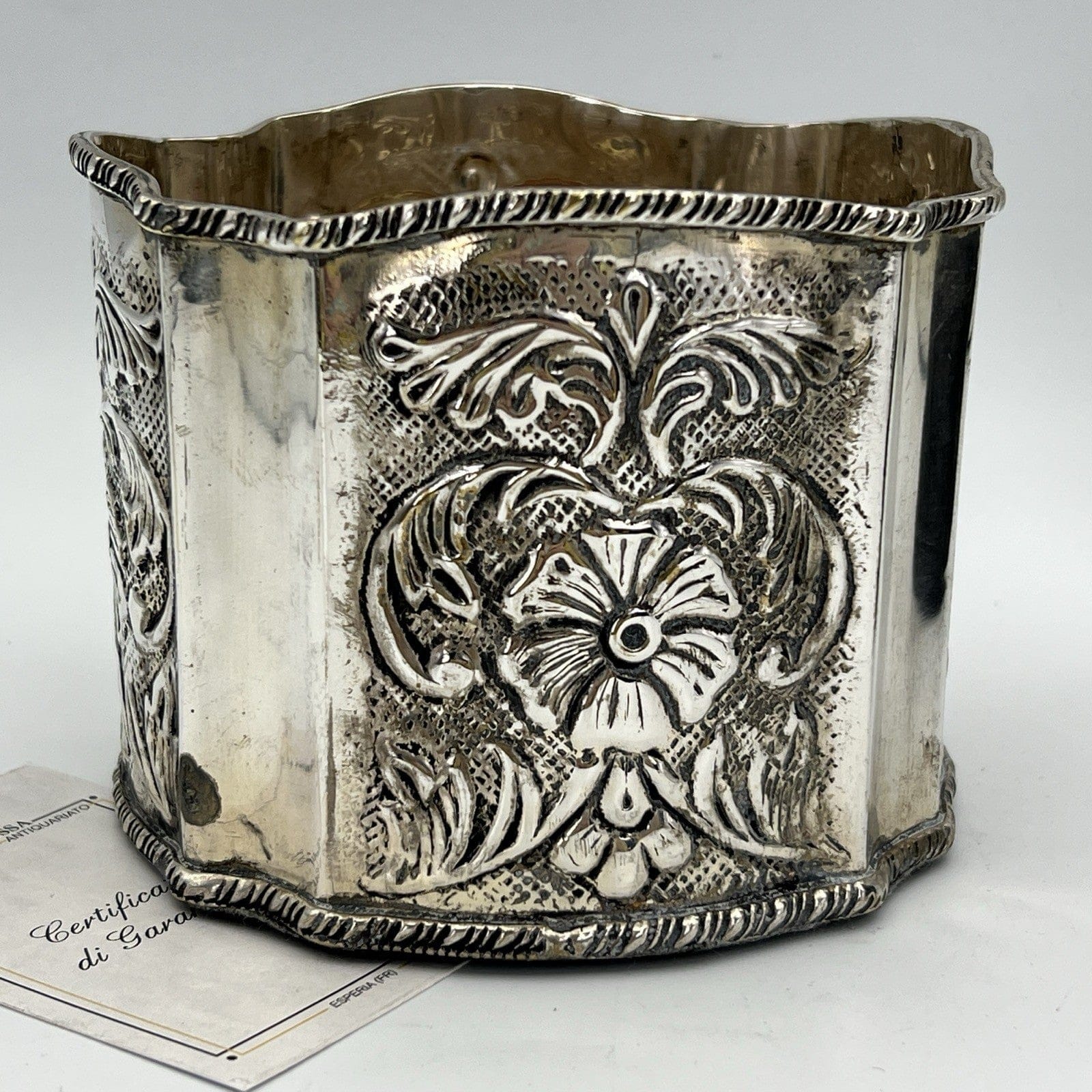 Sottobottiglia da tavola in argento sheffield silver plated vintage stile 800 Categoria  Sheffield & Argento