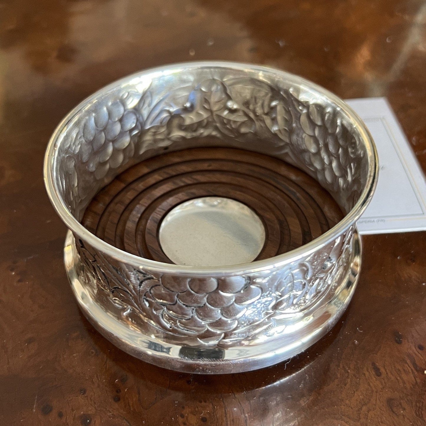 Sottobottiglia da tavola in argento sheffield silver plated vintage stile antico Categoria  Sheffield & Argento
