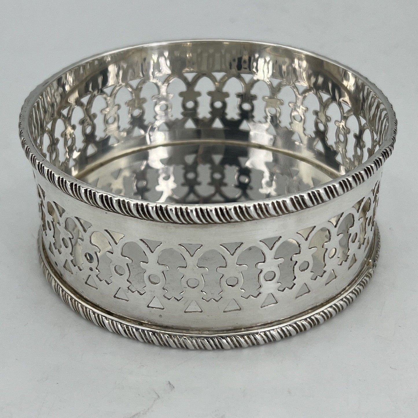 Sottobottiglia portabottiglie vino da tavola in argento sheffield stile antico X Categoria  Sheffield & Argento