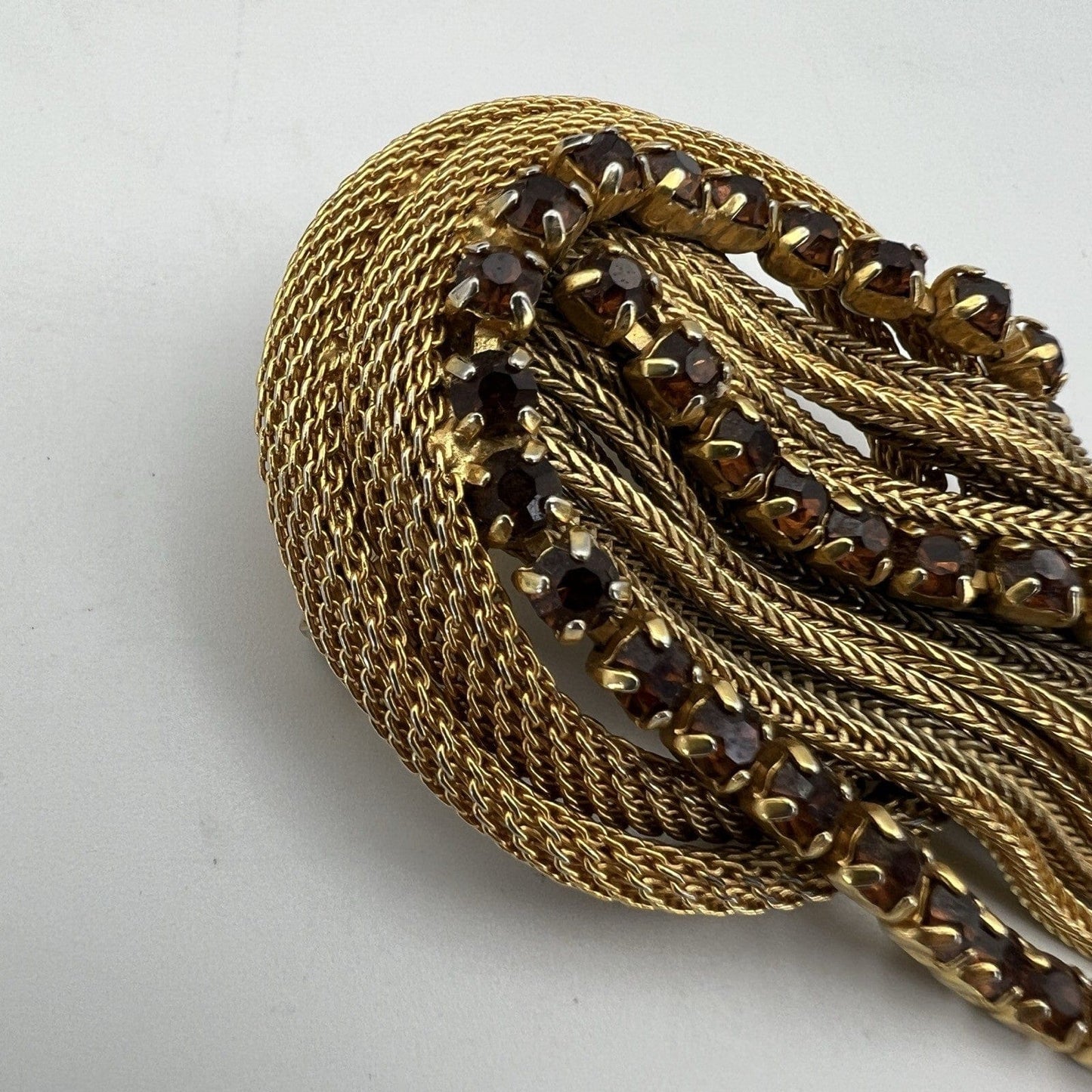 Spilla Elegante Inglese Vintage da donna stile antica Gioiello a Cascata Dorata Categoria  Bigiotteria & Accessori