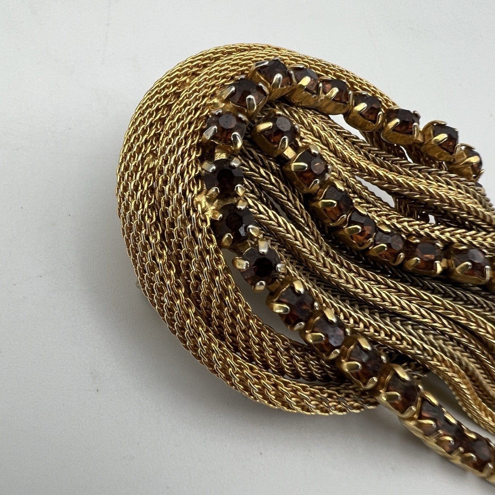 Spilla Elegante Inglese Vintage da donna stile antica Gioiello a Cascata Dorata Categoria  Bigiotteria & Accessori