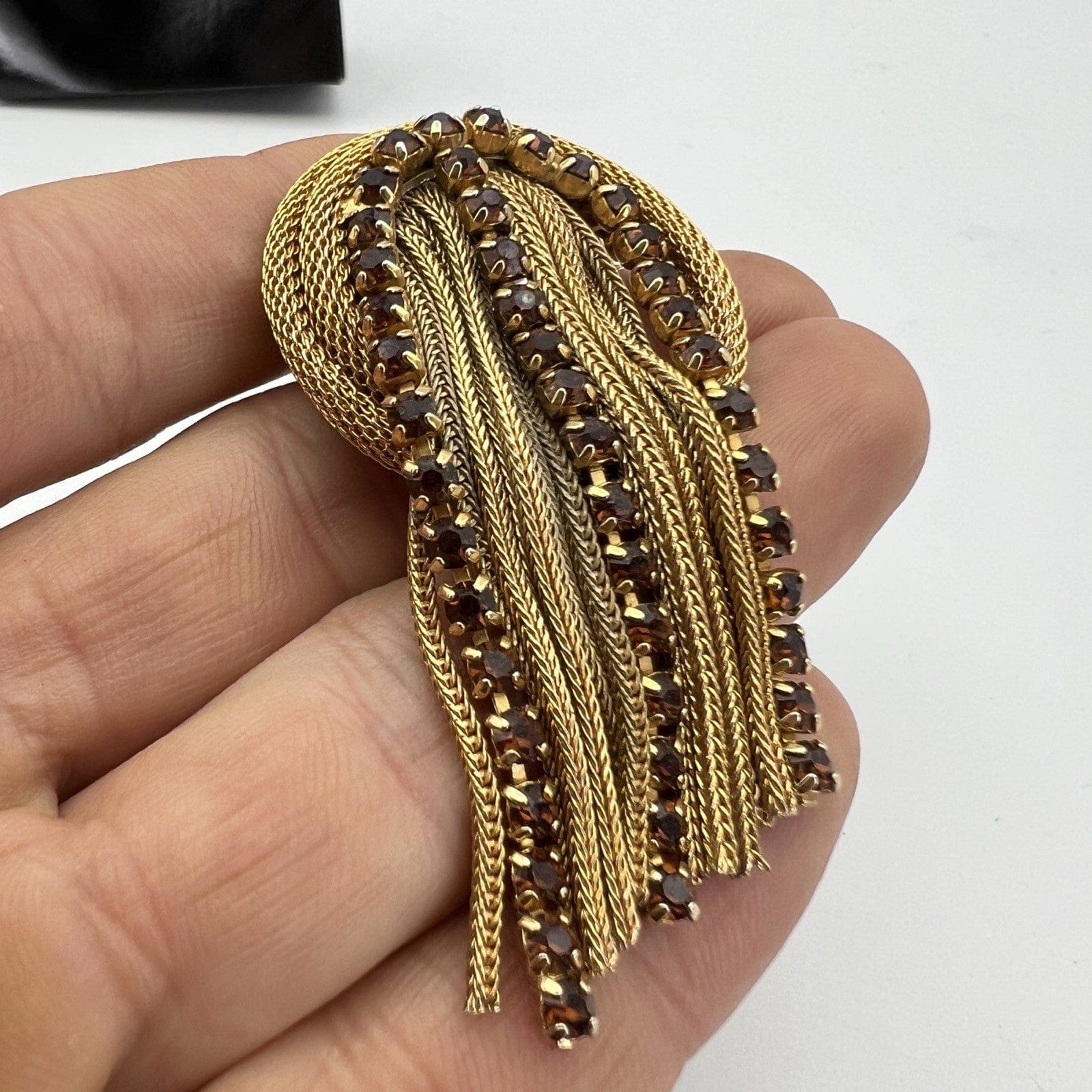 Spilla Elegante Inglese Vintage da donna stile antica Gioiello a Cascata Dorata Categoria  Bigiotteria & Accessori