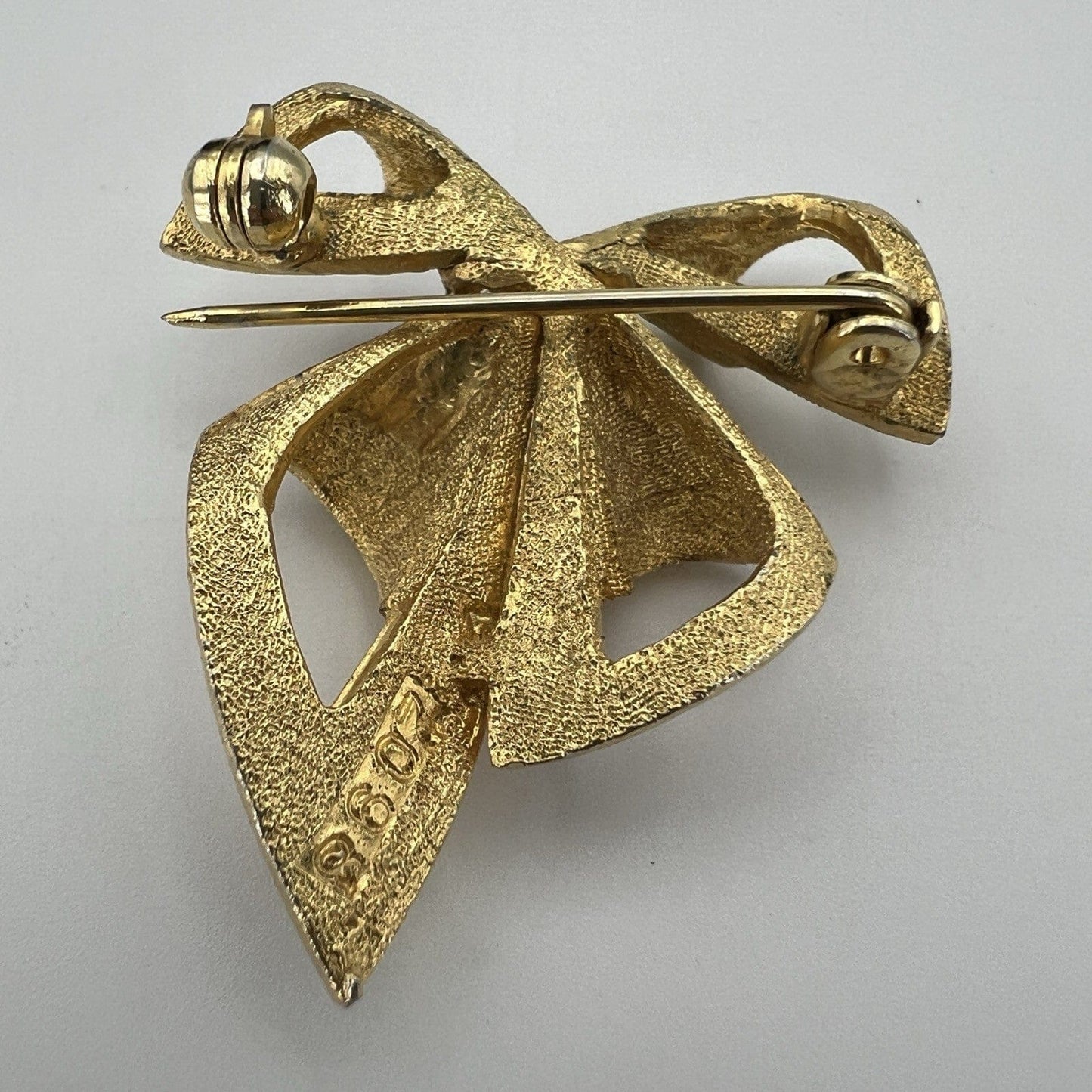 Spilla Elegante Inglese Vintage da donna stile antica Gioiello a forma di Fiocco Categoria  Bigiotteria & Accessori