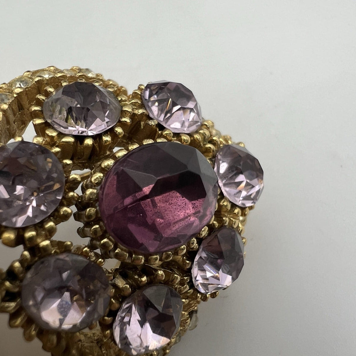 Spilla Elegante Inglese Vintage da donna stile antica Gioiello a Strass Viola Categoria  Bigiotteria & Accessori