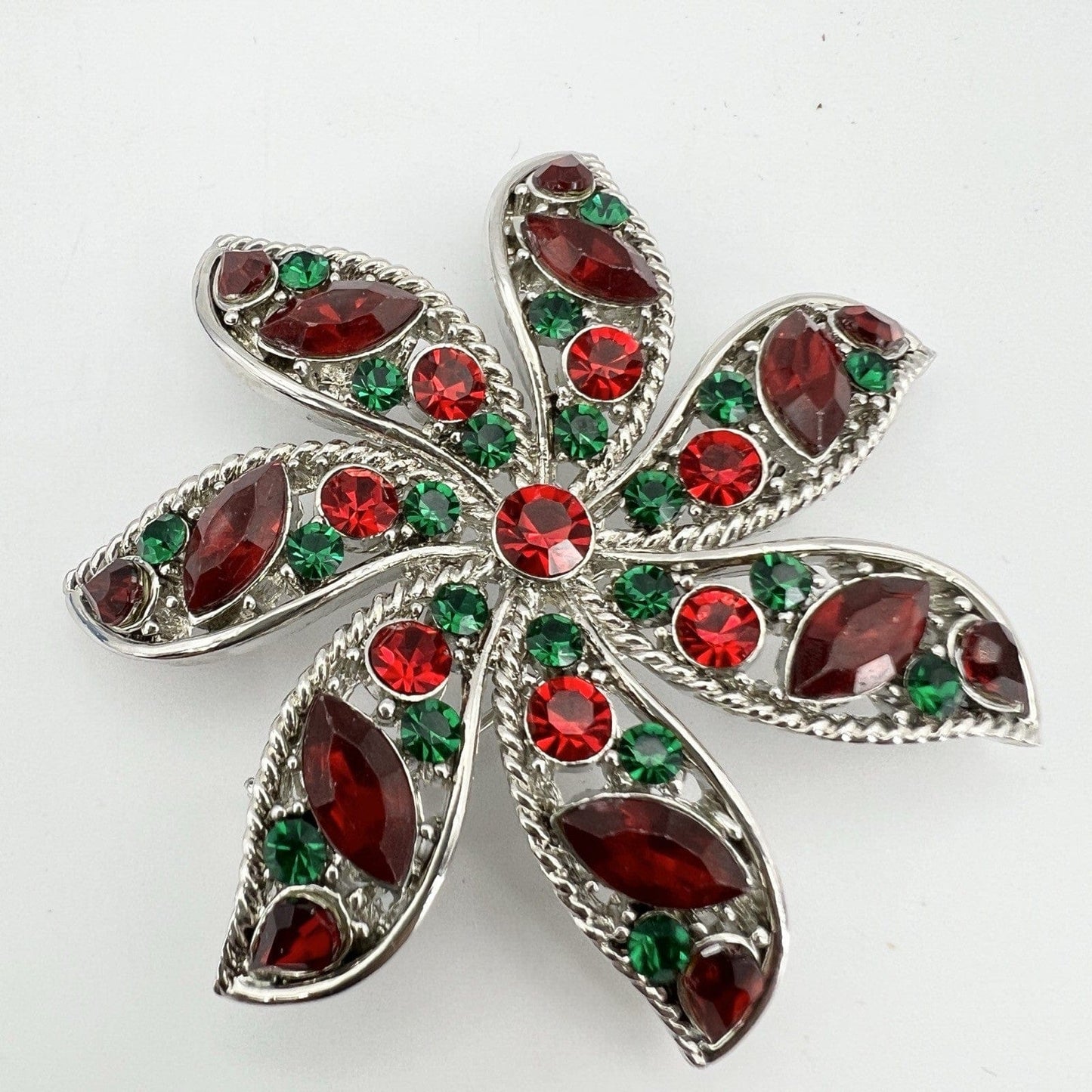 Spilla Elegante inglese Vintage da donna stile antica Gioiello Fiore Rosso Verde Categoria  Bigiotteria & Accessori