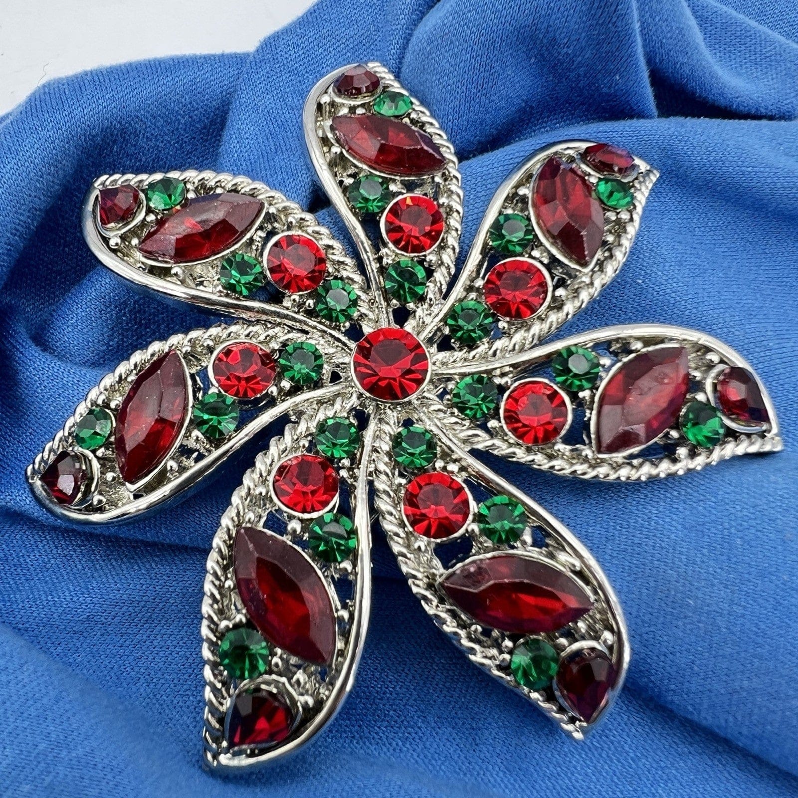 Spilla Elegante inglese Vintage da donna stile antica Gioiello Fiore Rosso Verde Categoria  Bigiotteria & Accessori