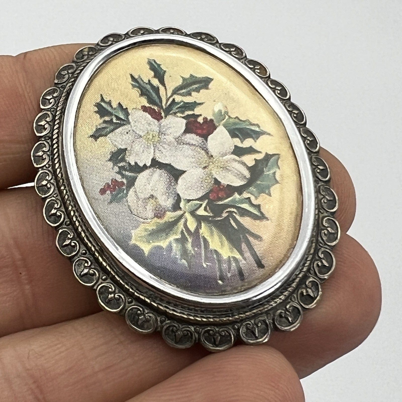 Spilla Elegante inglese Vintage da donna stile antica Ovale Agrifoglio Dicembre Categoria  Bigiotteria & Accessori