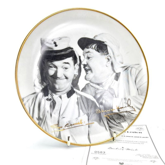 Stanlio e Ollio Piatto The Foreign Legion Vintage in porcellana di Laurel Hardy Categoria  Ceramiche e Porcellane