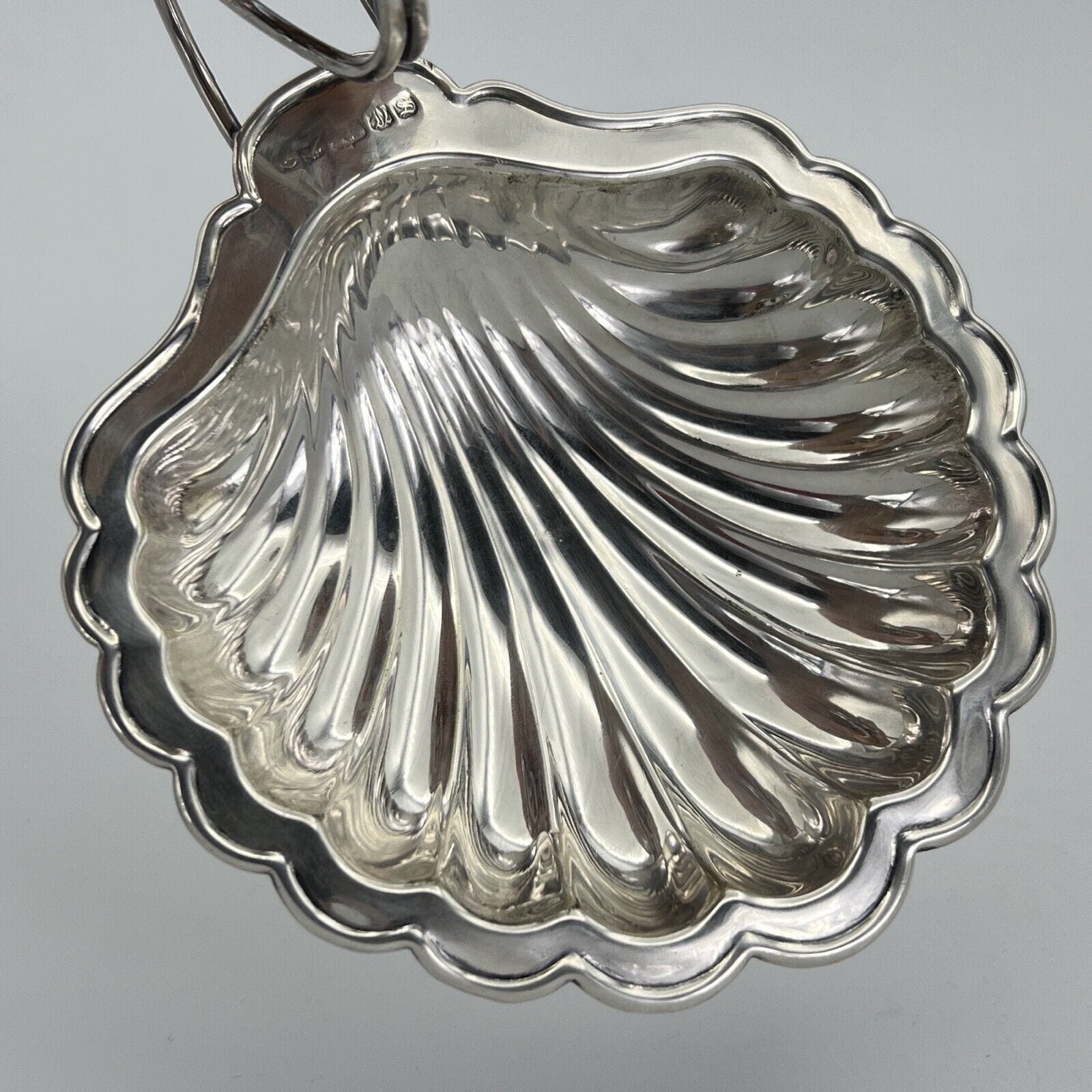 Svuotatasche in argento silver plated ciotola conchiglia vintage piattino Categoria  Silver plated sheffield style