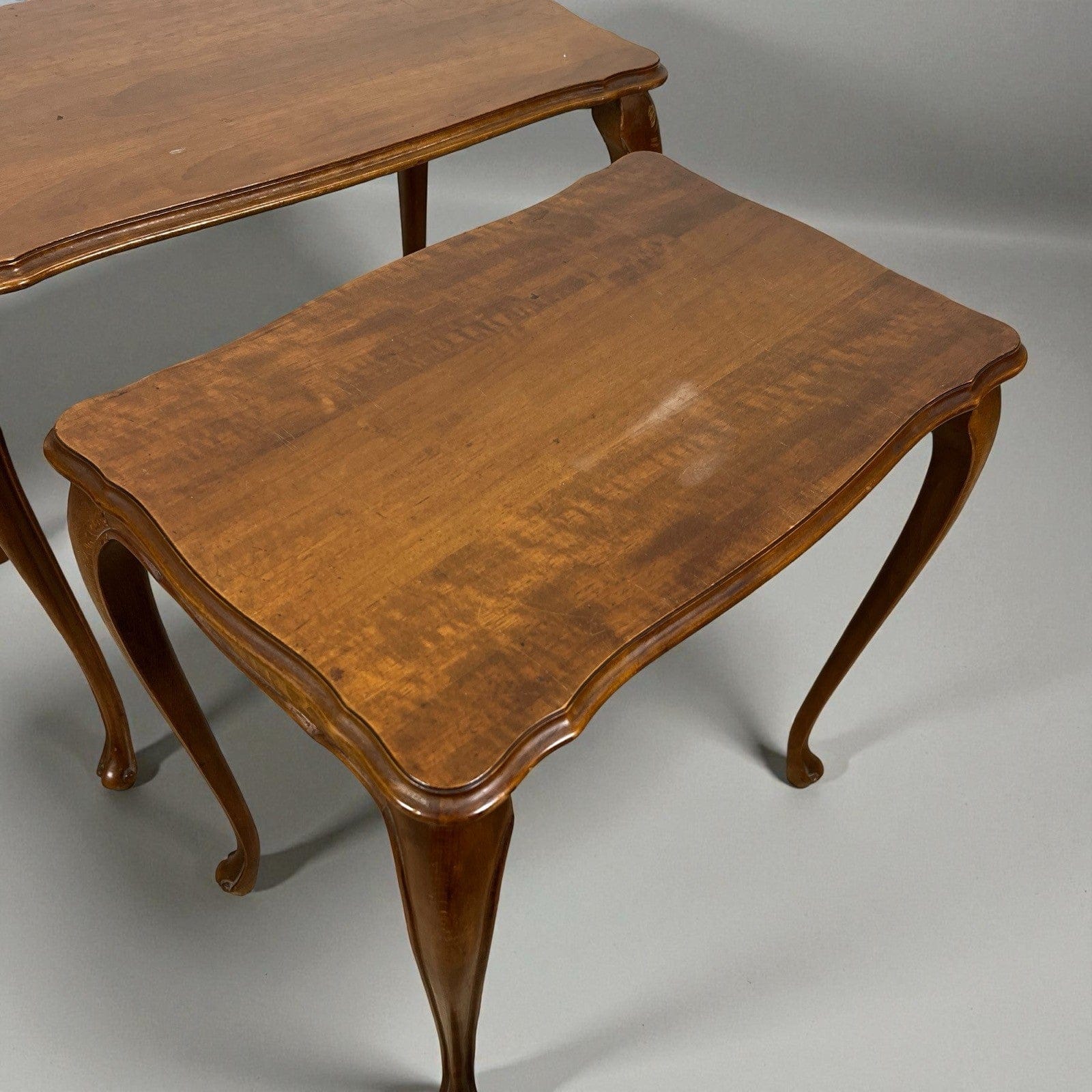 Tavolini tavolo antico trittico da salotto basso in legno piano Noce Biondo 900 Categoria  Tavoli - tavolinetti