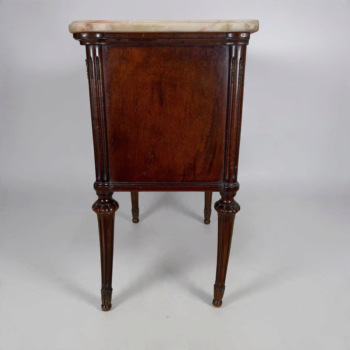 Tavolino Antico Comodino Mobiletto in legno epoca 900 Mobile con cassetto marmo Categoria  Comodini