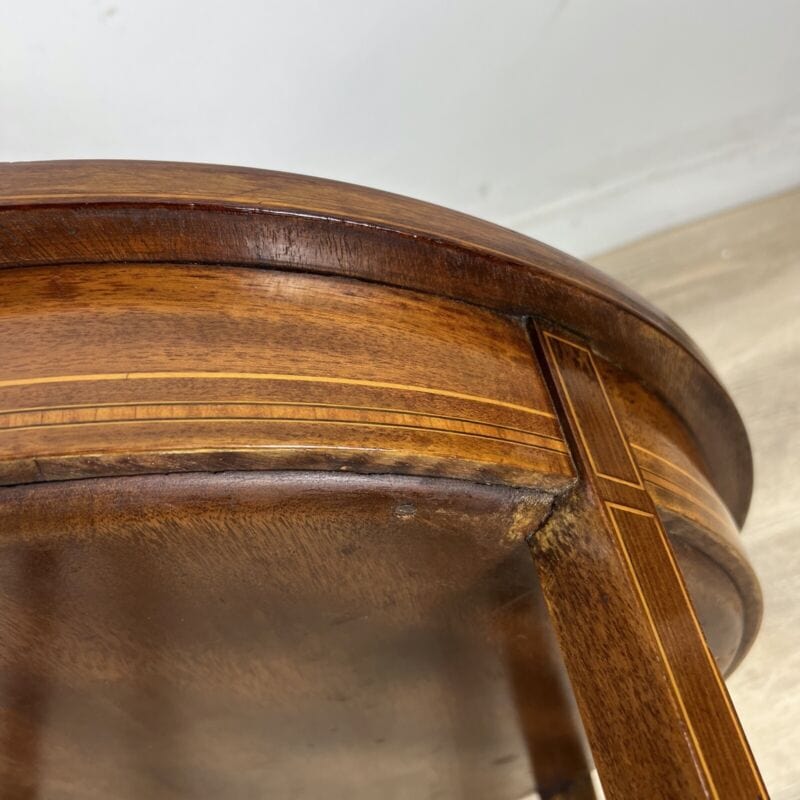 Tavolino antico inglese rotondo tavolo in legno da per salotto soggiorno 900 Categoria  Tavoli - tavolinetti