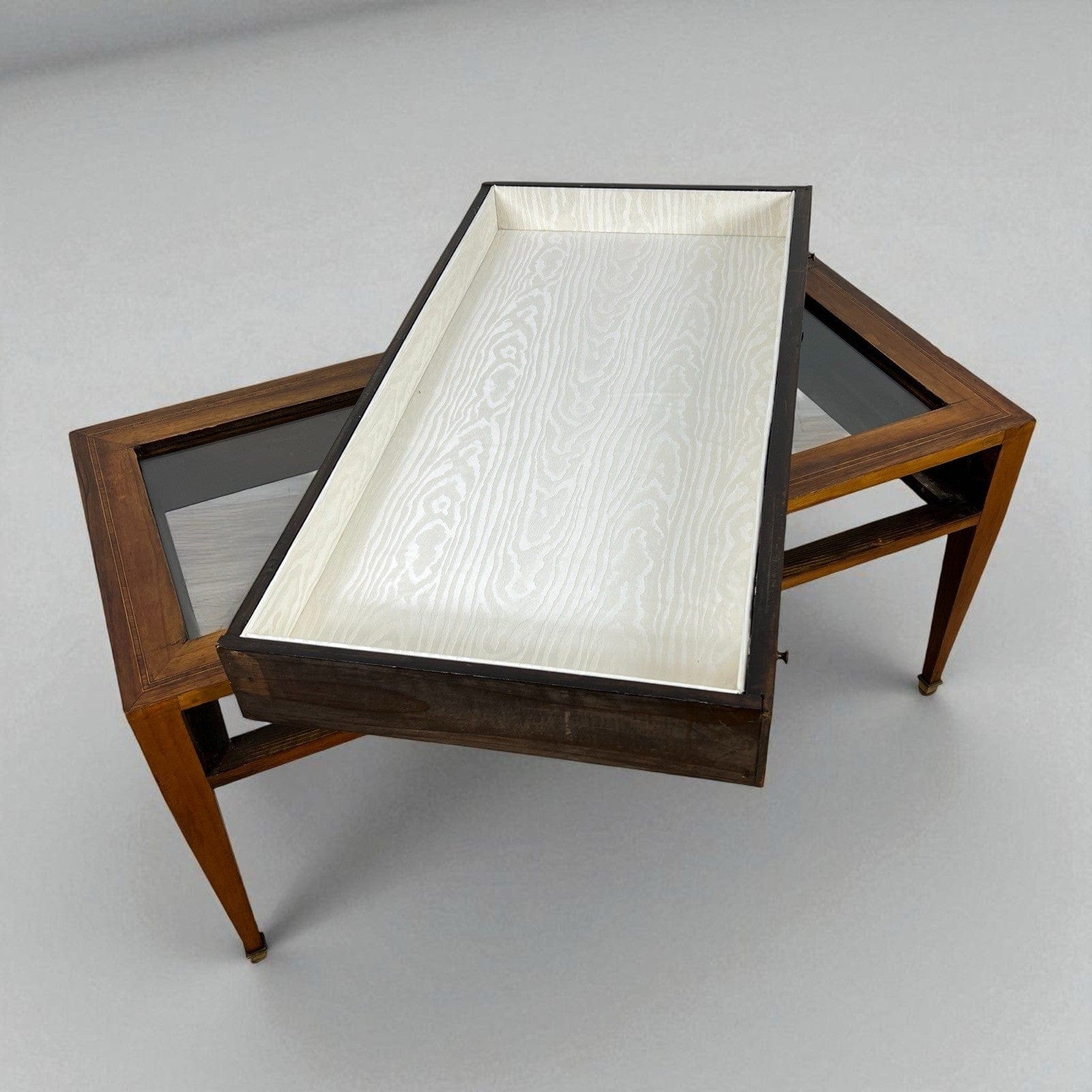 Tavolino bacheca antico tavolo vetrina espositore basso Stile Neoclassico 900 Categoria  Vetrine