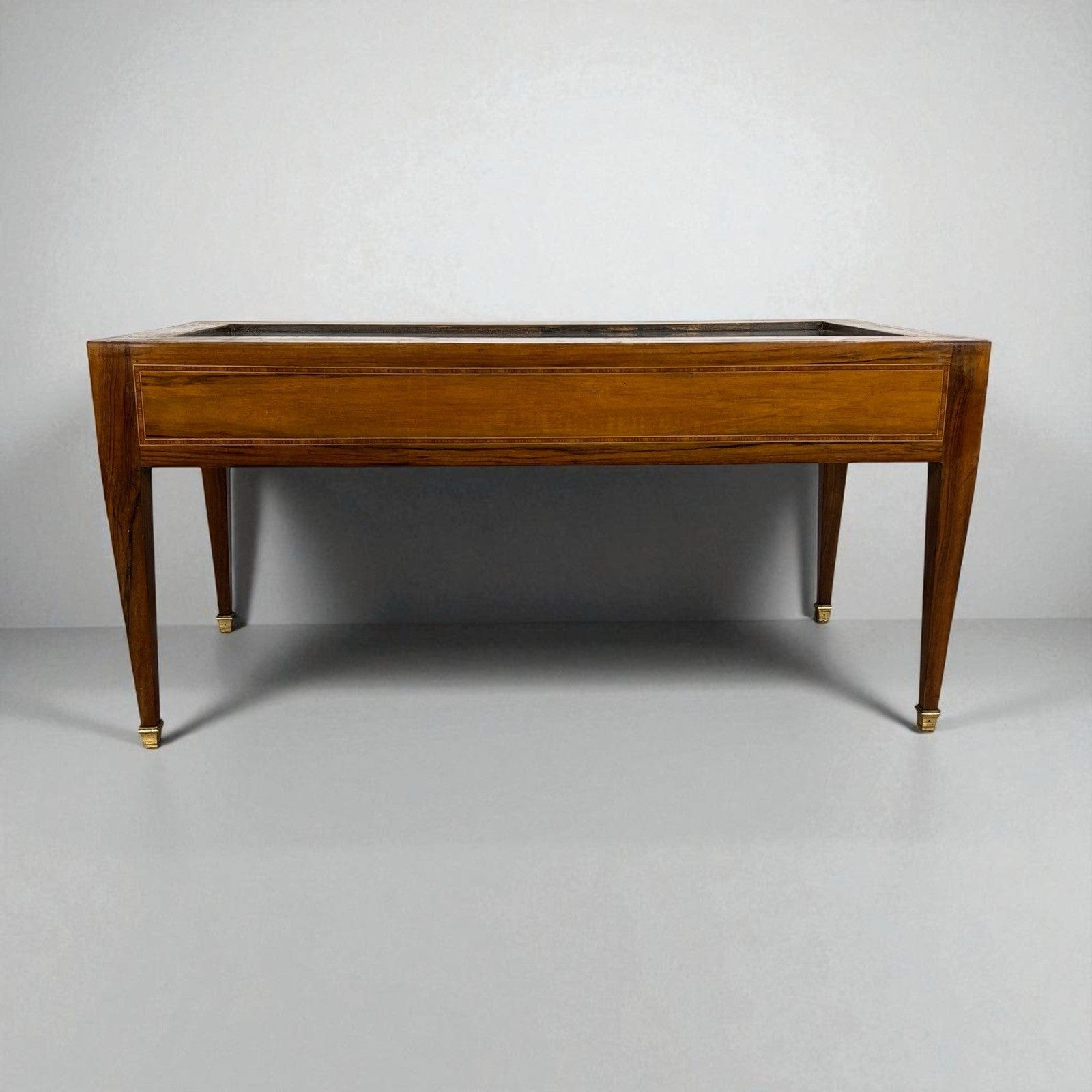 Tavolino bacheca antico tavolo vetrina espositore basso Stile Neoclassico 900 Categoria  Vetrine