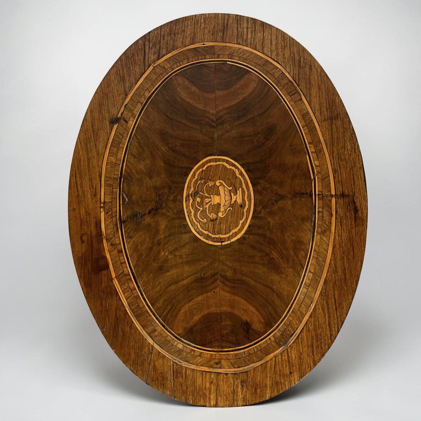 Tavolino da salotto antico in stile LUIGI XVI Epoca 900 Tavolo basso Intarsiato Categoria  Tavoli - tavolinetti