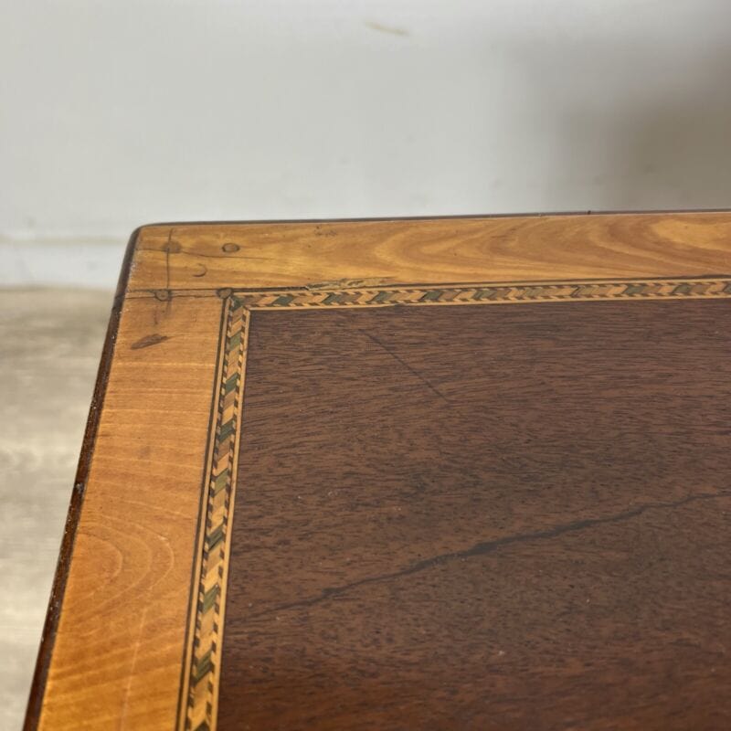 Tavolino da salotto antico in stile LUIGI XVI Epoca 900 Tavolo basso Intarsiato Categoria  Tavoli - tavolinetti