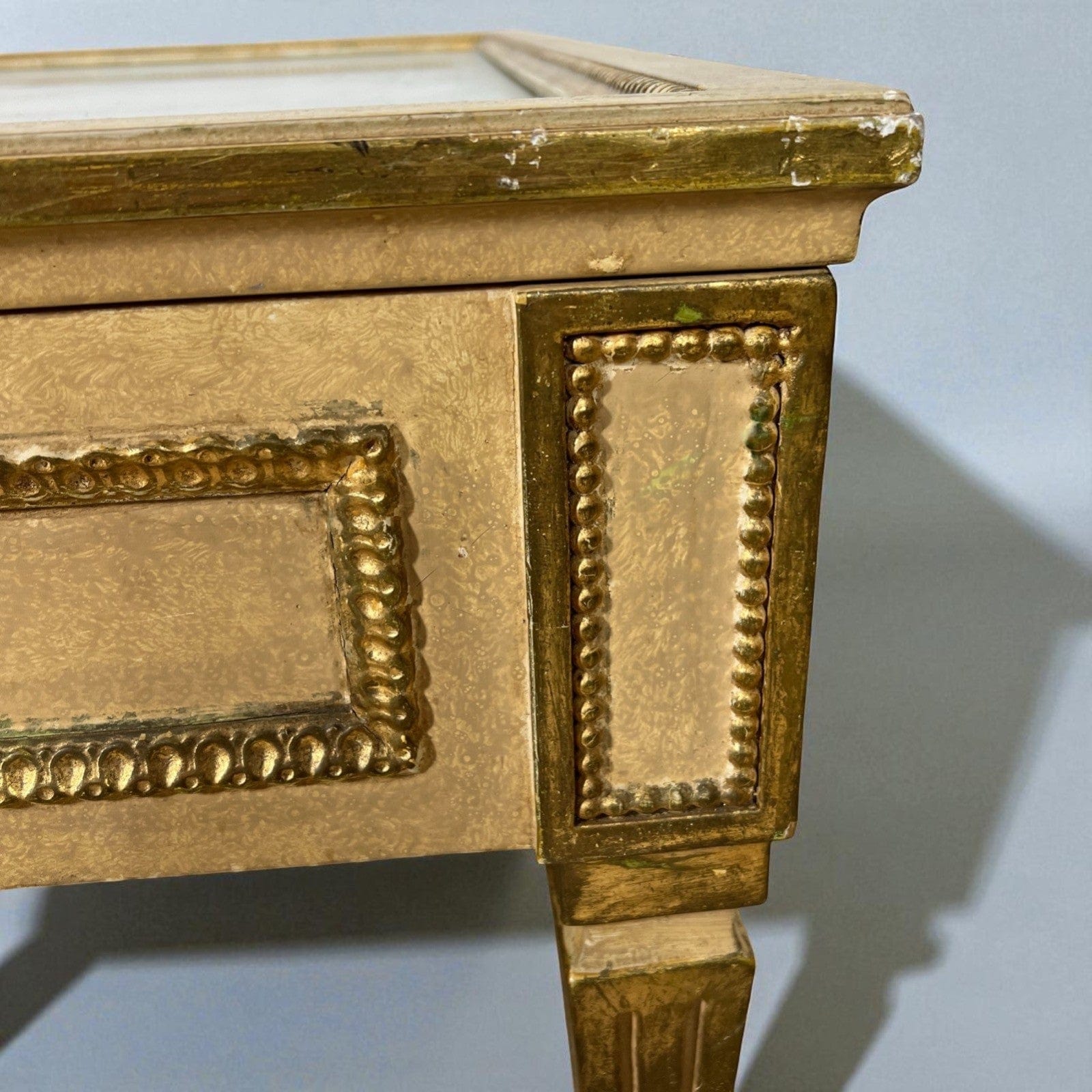 Tavolino da solotto vetro bacheca antico tavolo vetrina basso stile neoclassico Categoria  Tavoli - tavolinetti